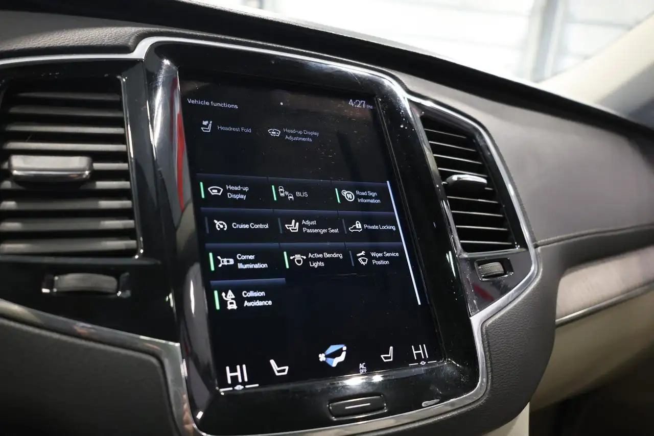 Volvo XC90 снимка Volvo XC90