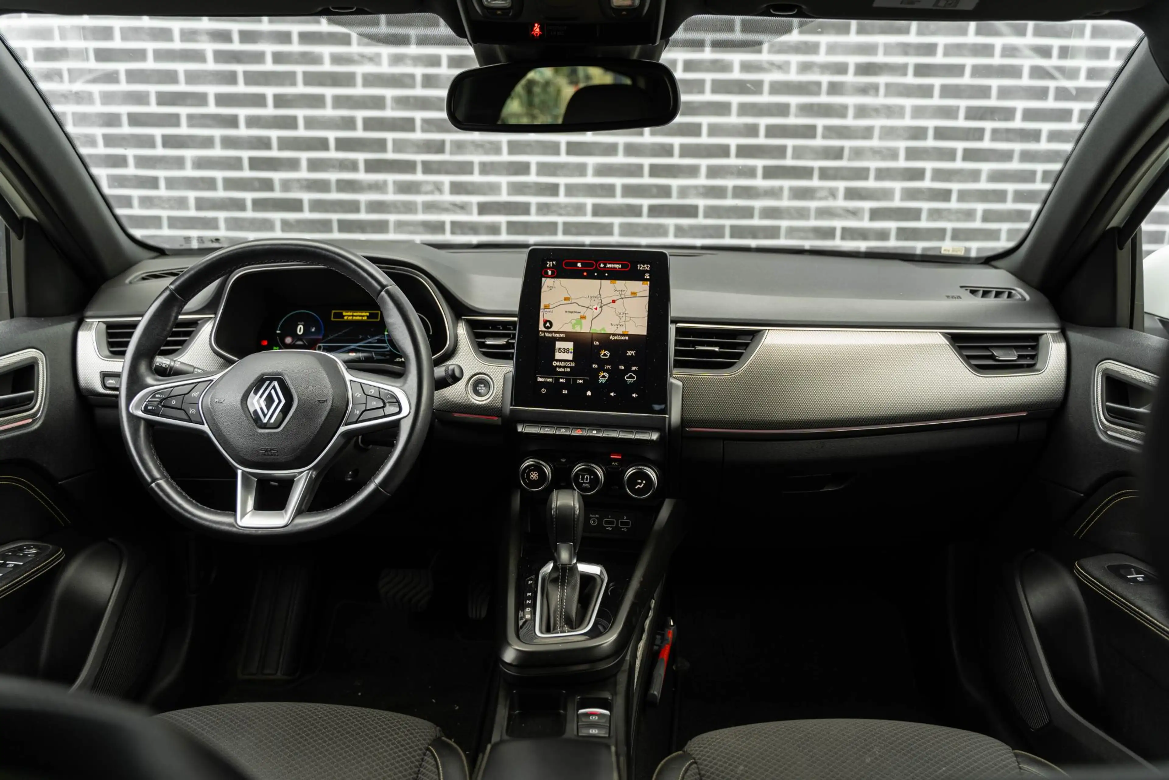 Renault Arkana 1.6 E-Tech full hybrid 145 Techno | Achteruitrijca — photo 2