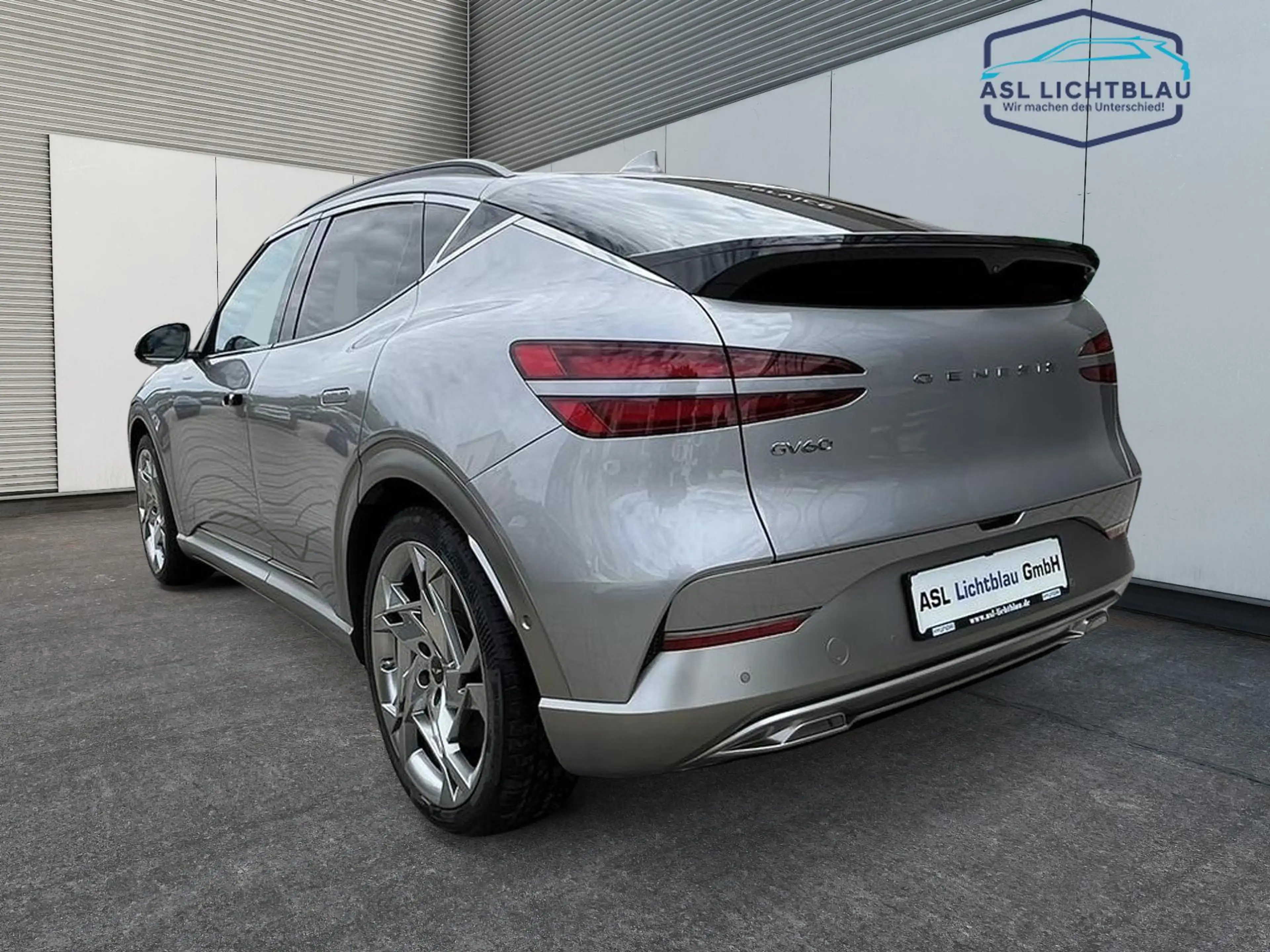 Genesis GV60 Sport Plus Glasdach & Sitzpaket-Komfort 77,4kWh — photo 7