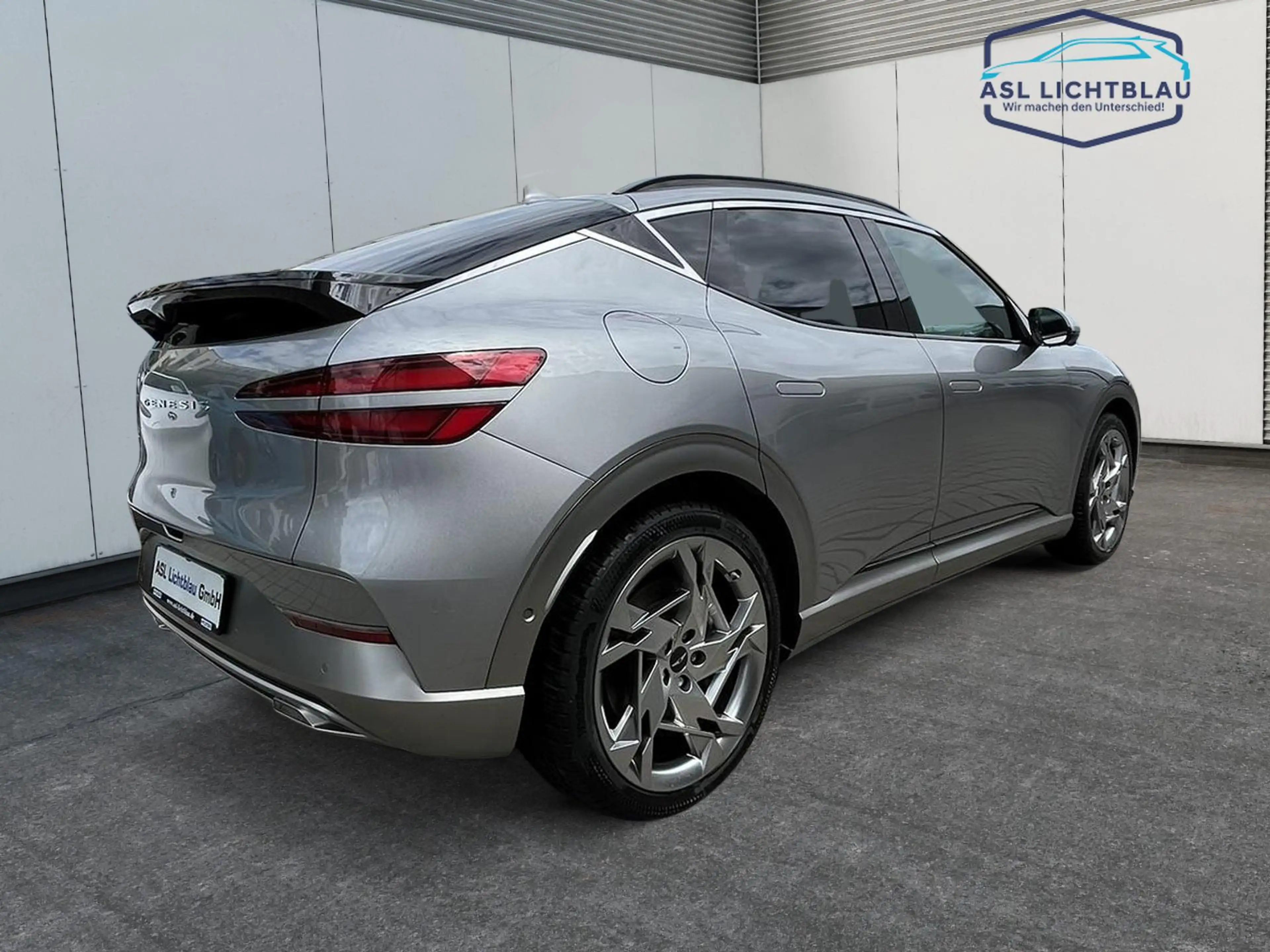 Genesis GV60 Sport Plus Glasdach & Sitzpaket-Komfort 77,4kWh — photo 5