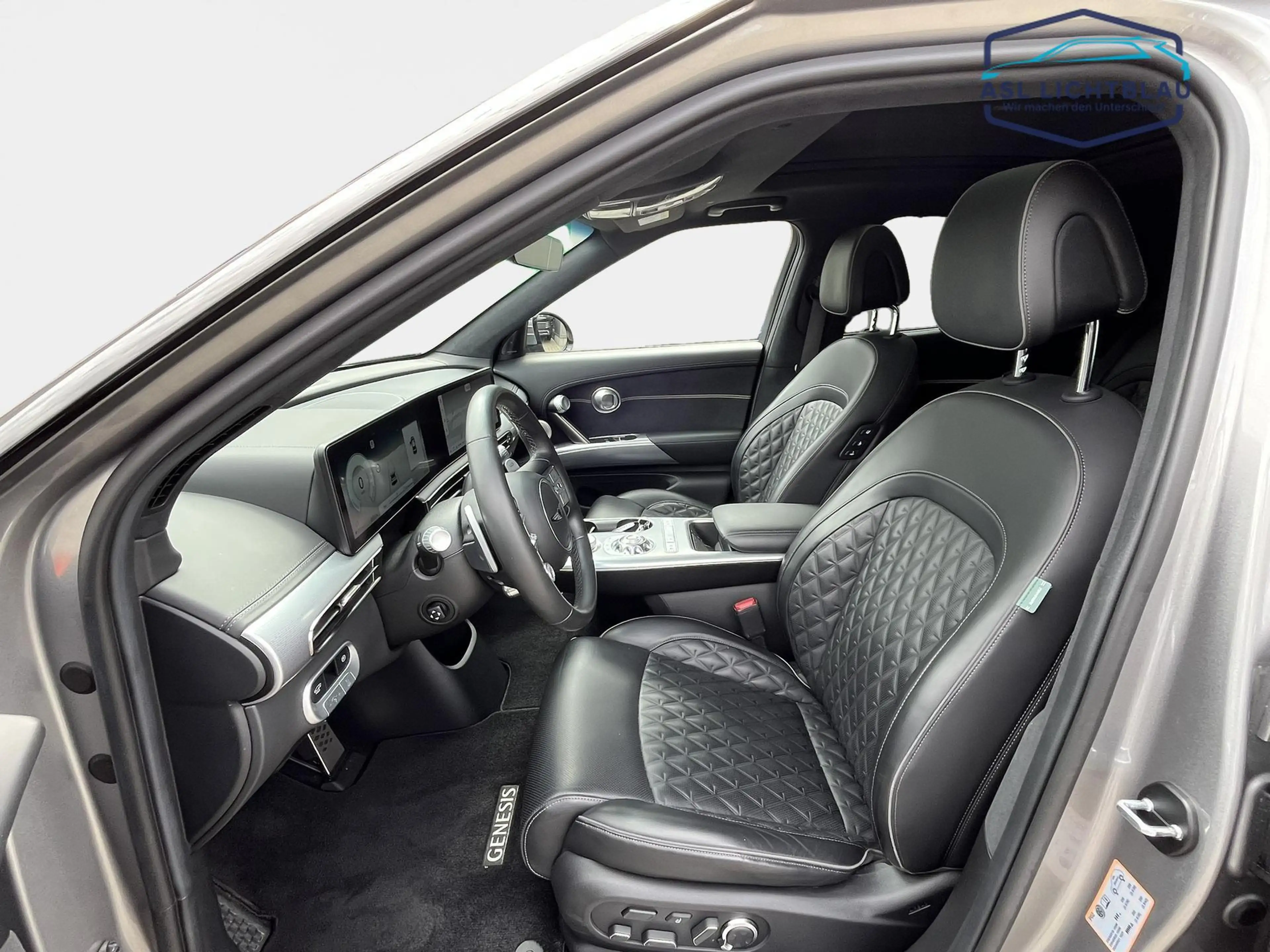 Genesis GV60 Sport Plus Glasdach & Sitzpaket-Komfort 77,4kWh — photo 9