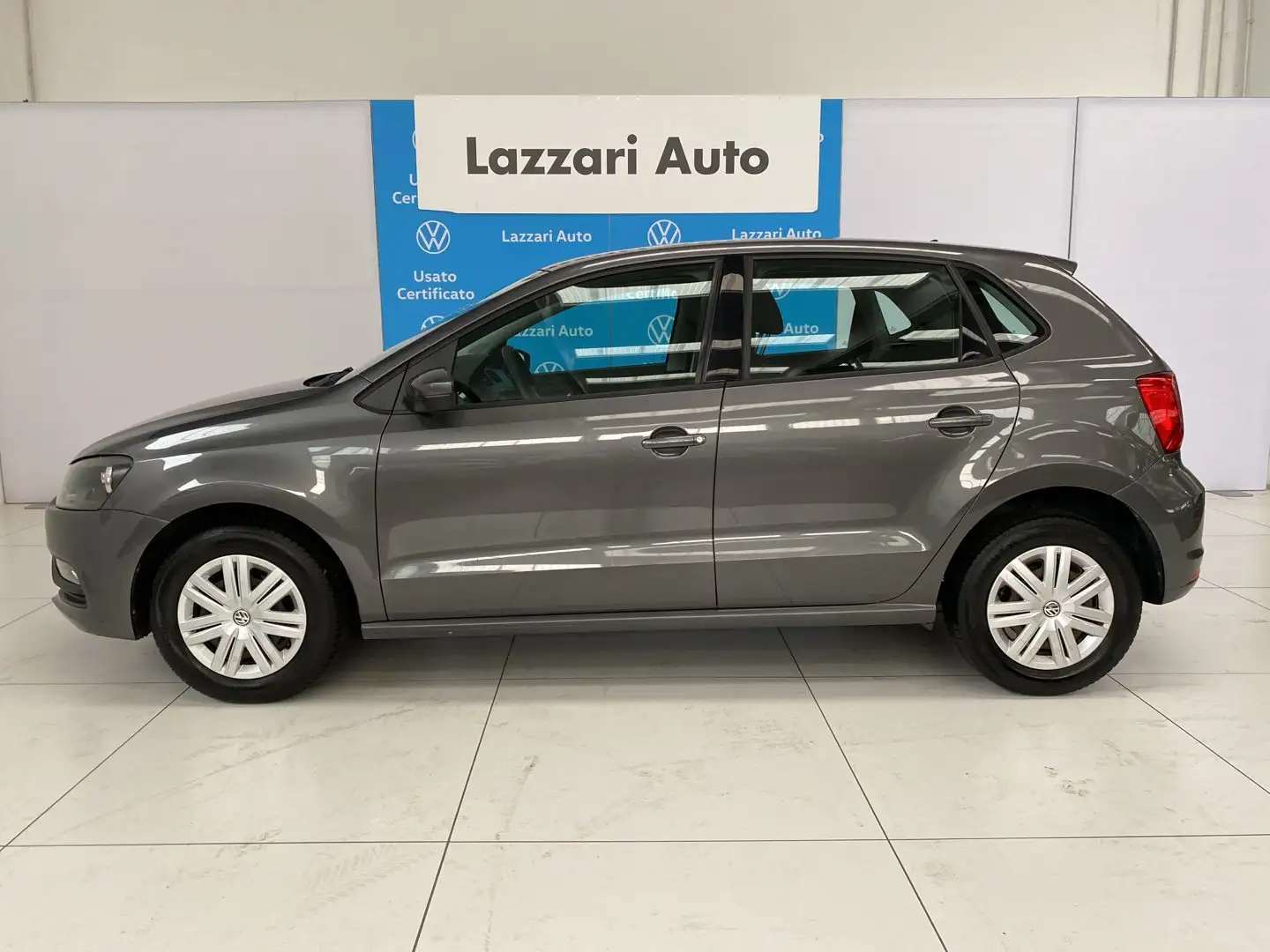 Volkswagen Polo Polo 1.0 MPI 5p. Trendline Grijs - 2