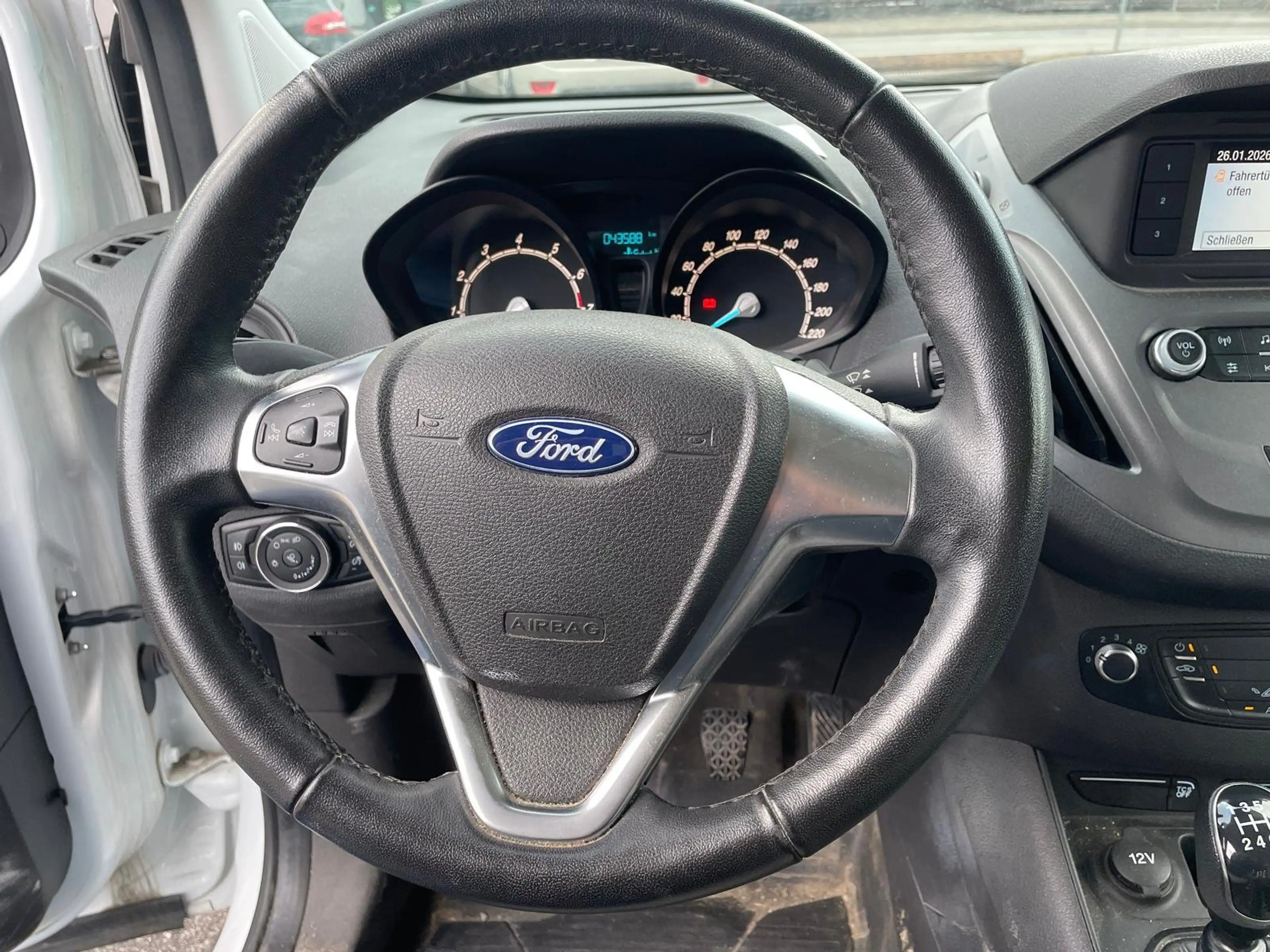 Ford Courier Trend — photo 9