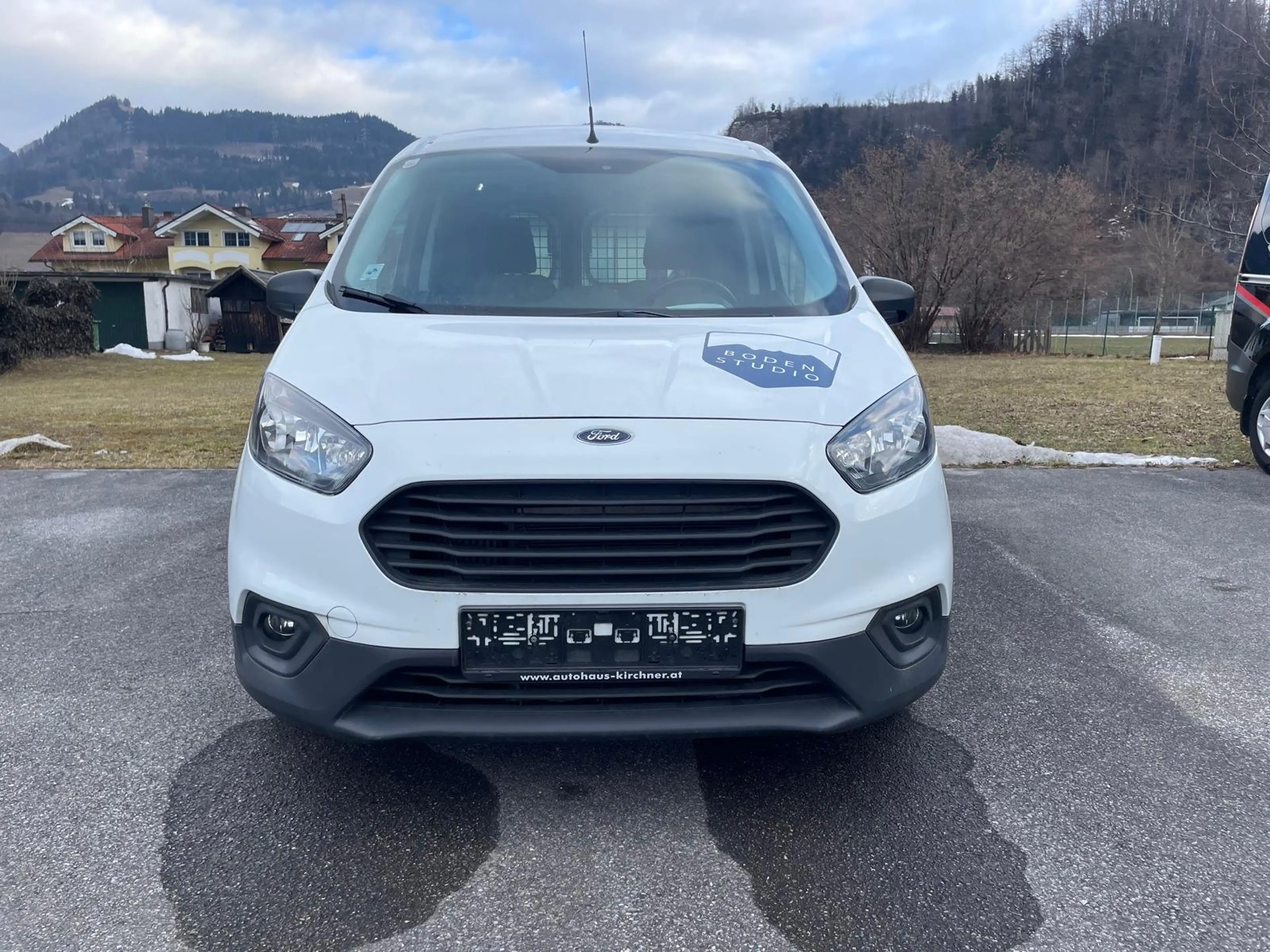 Ford Courier Trend