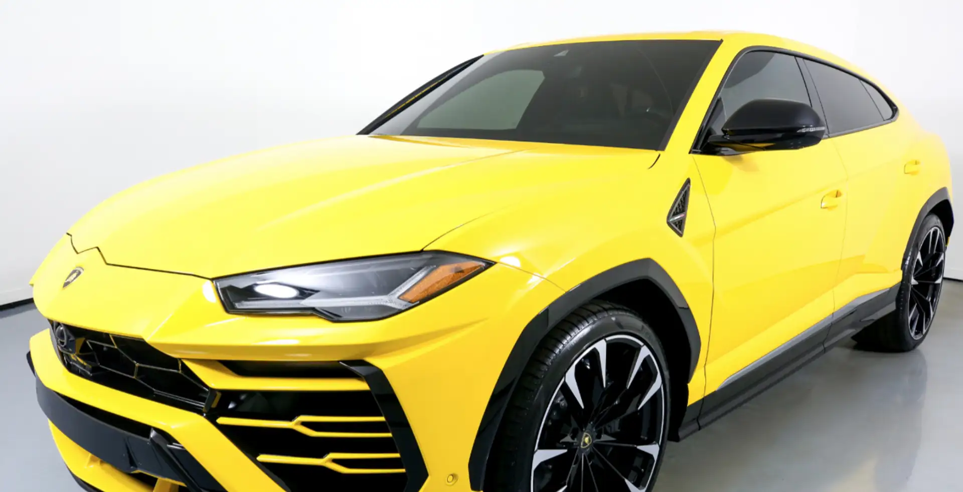 Lamborghini Urus 4.0 3990,00 LEASING FULL - NOLEGGIO LUNGO TERMINE Giallo - 2