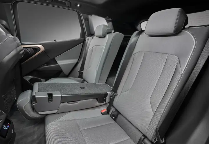 BMW X3 2022, foto 21