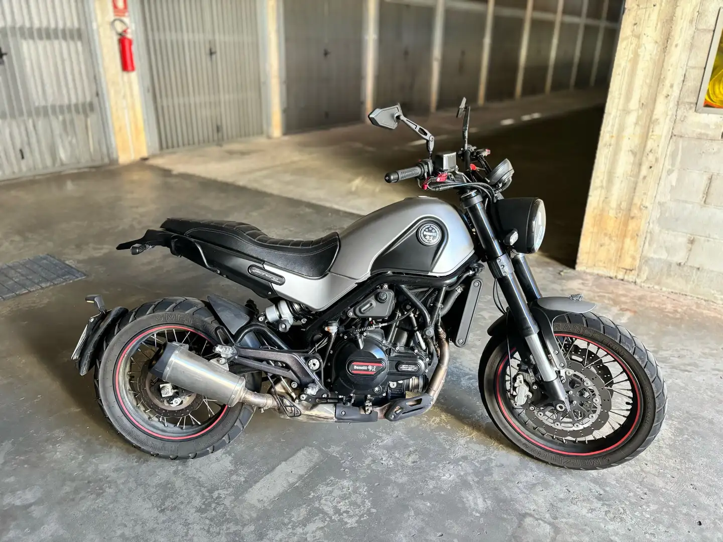 Benelli Leoncino trail - 1