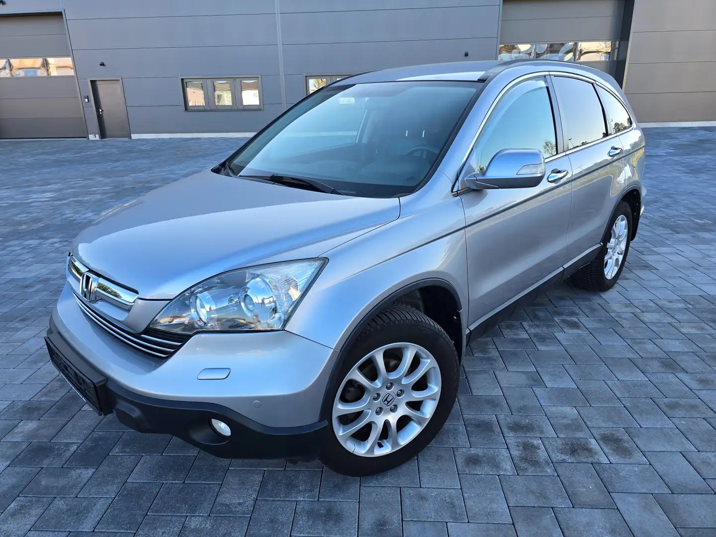 Honda CR-V Exclusive Edition Grau - 1