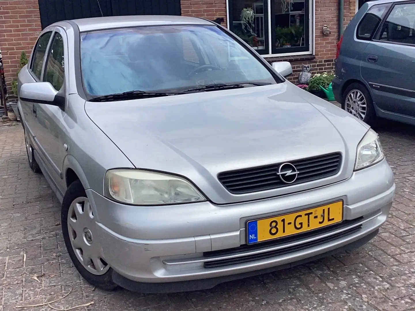 Opel Astra Astra 1.6 Pearl Gris - 1