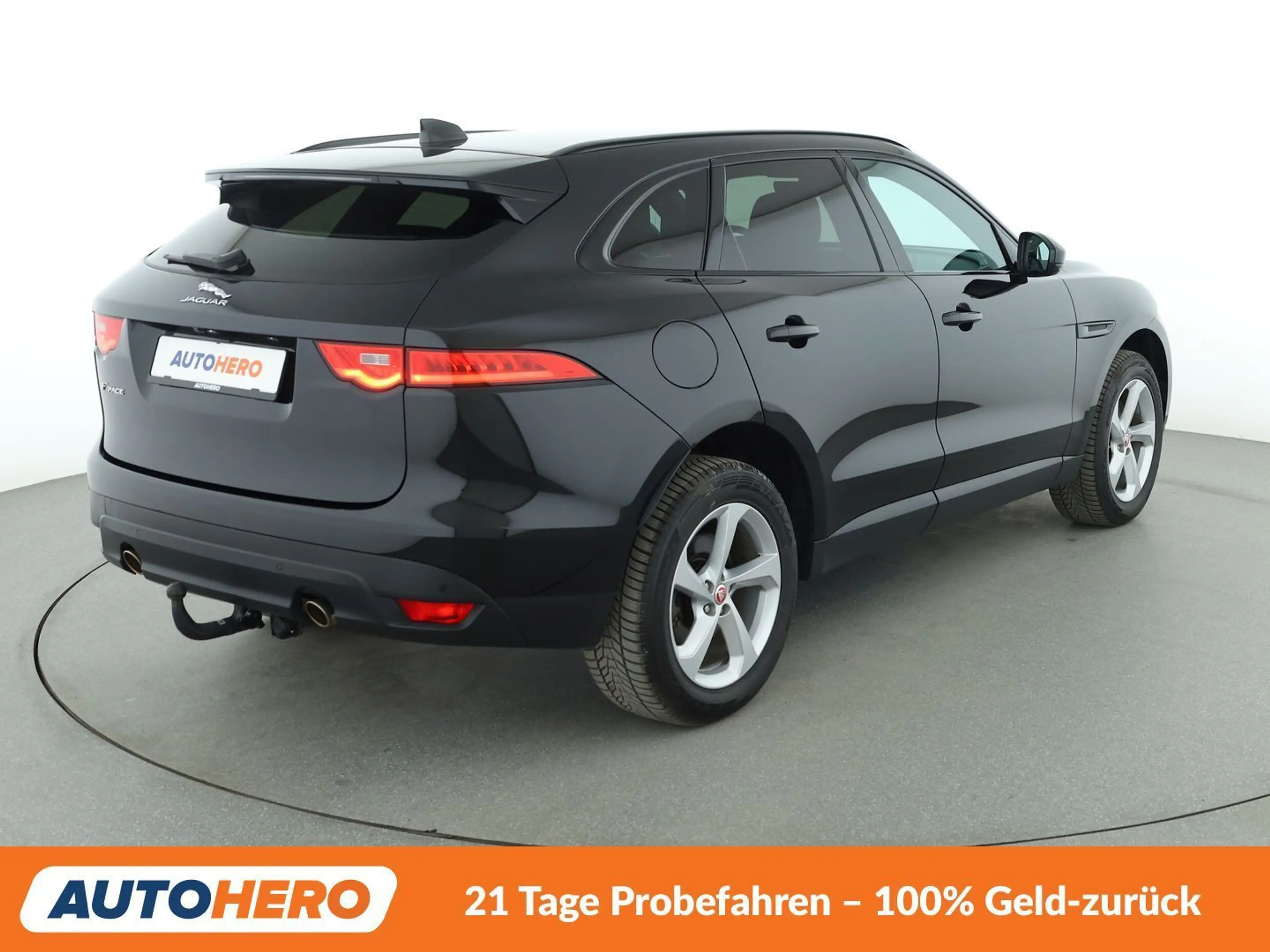 Jaguar F-Pace 25t Pure AWD Aut.*NAVI*ACC*CAM*PDC*SHZ* — photo 6