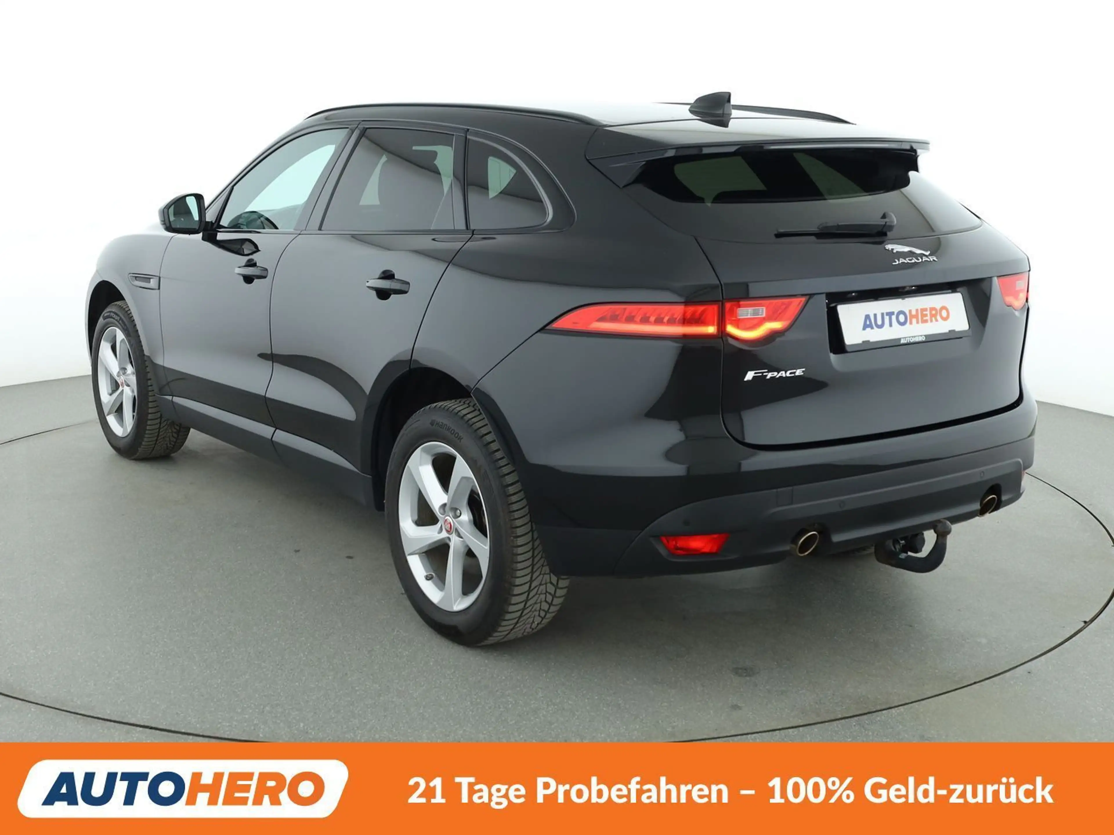 Jaguar F-Pace 25t Pure AWD Aut.*NAVI*ACC*CAM*PDC*SHZ* — photo 4