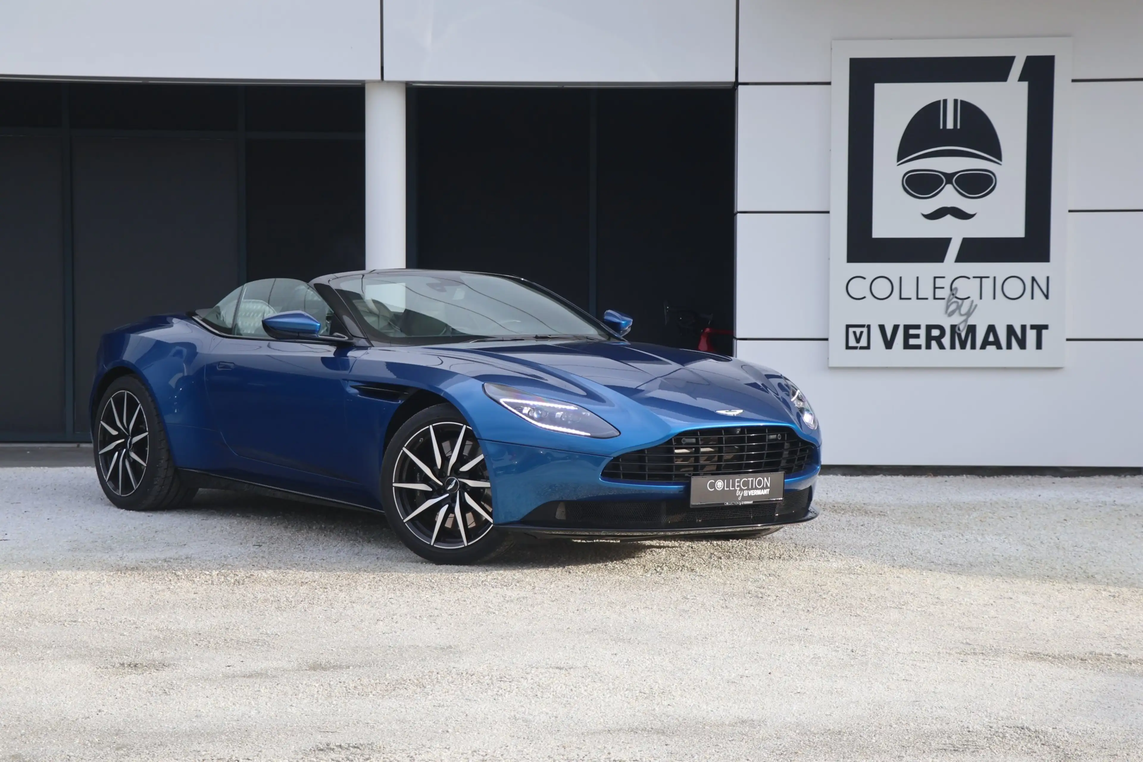 Aston Martin DB11 DB11 V8 Volante