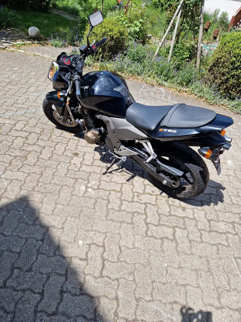 Kawasaki Z 750 Schwarz - 2