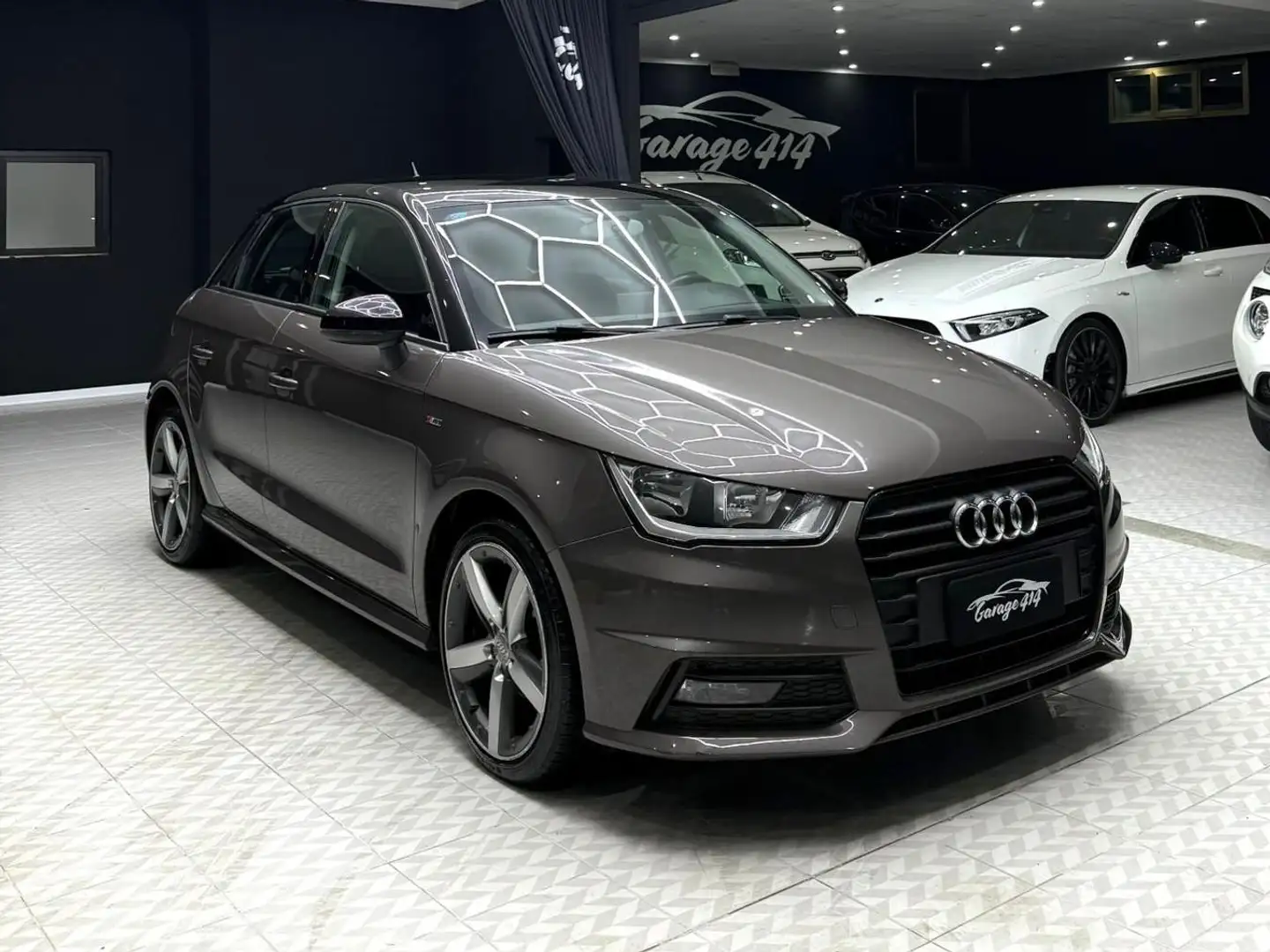 Audi A1 A1 Sportback S-Line 1.0 tfsi ultra Admired 95cv Bronze - 1