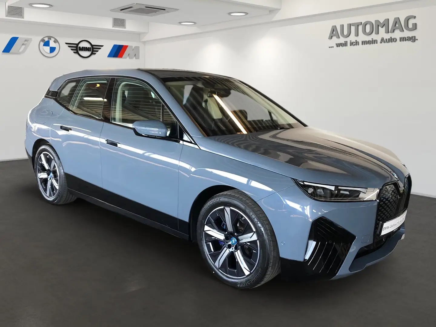 BMW iX xDrive40 Sportpaket*AHK*Harman/Kardon*Live Cockpit Grau - 2