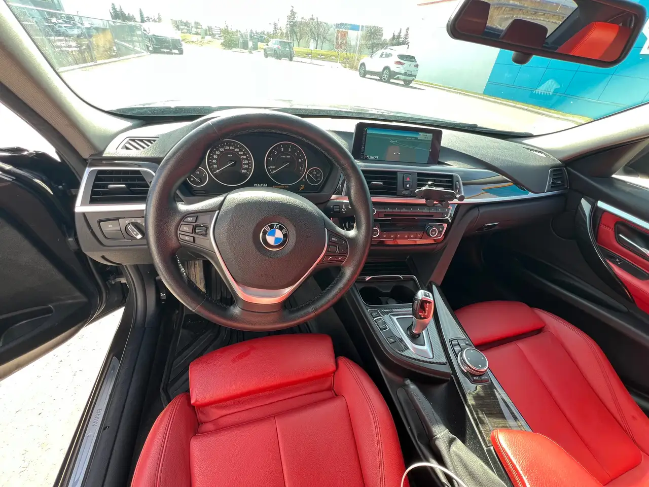 BMW 3 Series photo BMW 3 Series