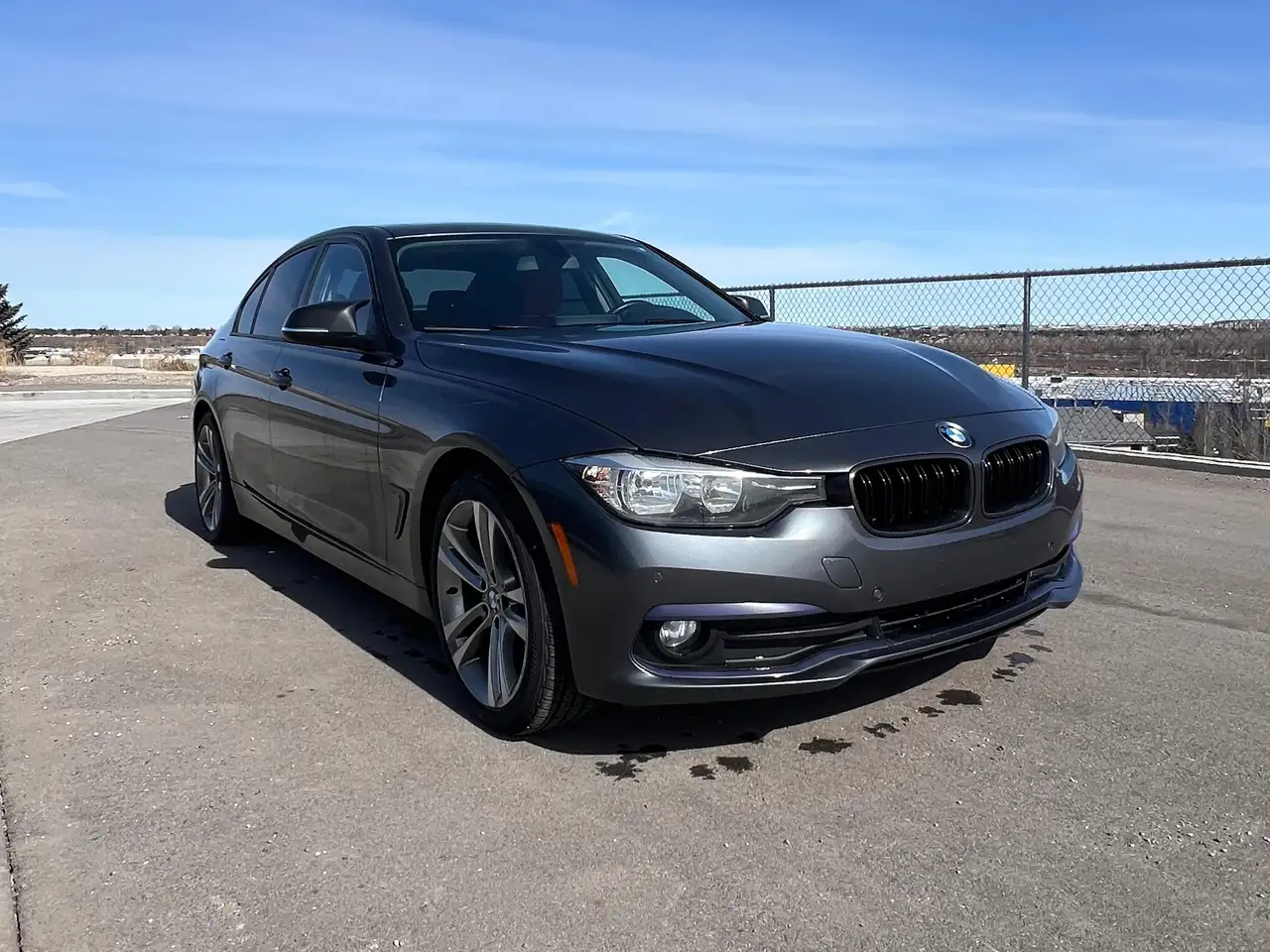 BMW 3 Series photo BMW 3 Series