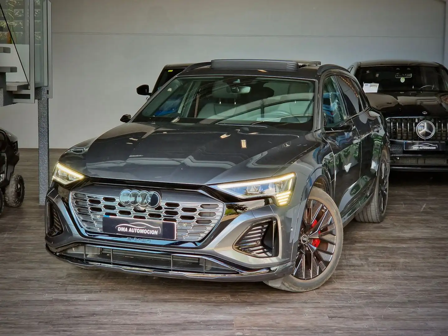 Audi Q8 e-tron Todoterreno 408cv Automático de 5 Puertas Grau - 1