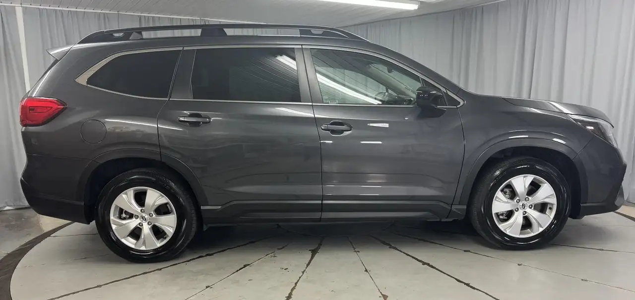 Subaru Ascent снимка Subaru Ascent