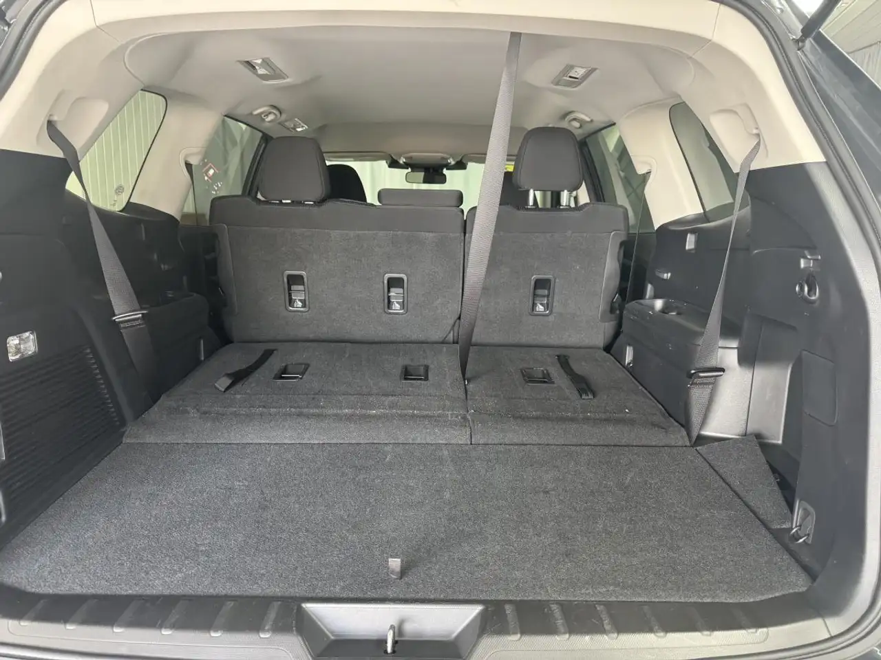 Subaru Ascent снимка Subaru Ascent