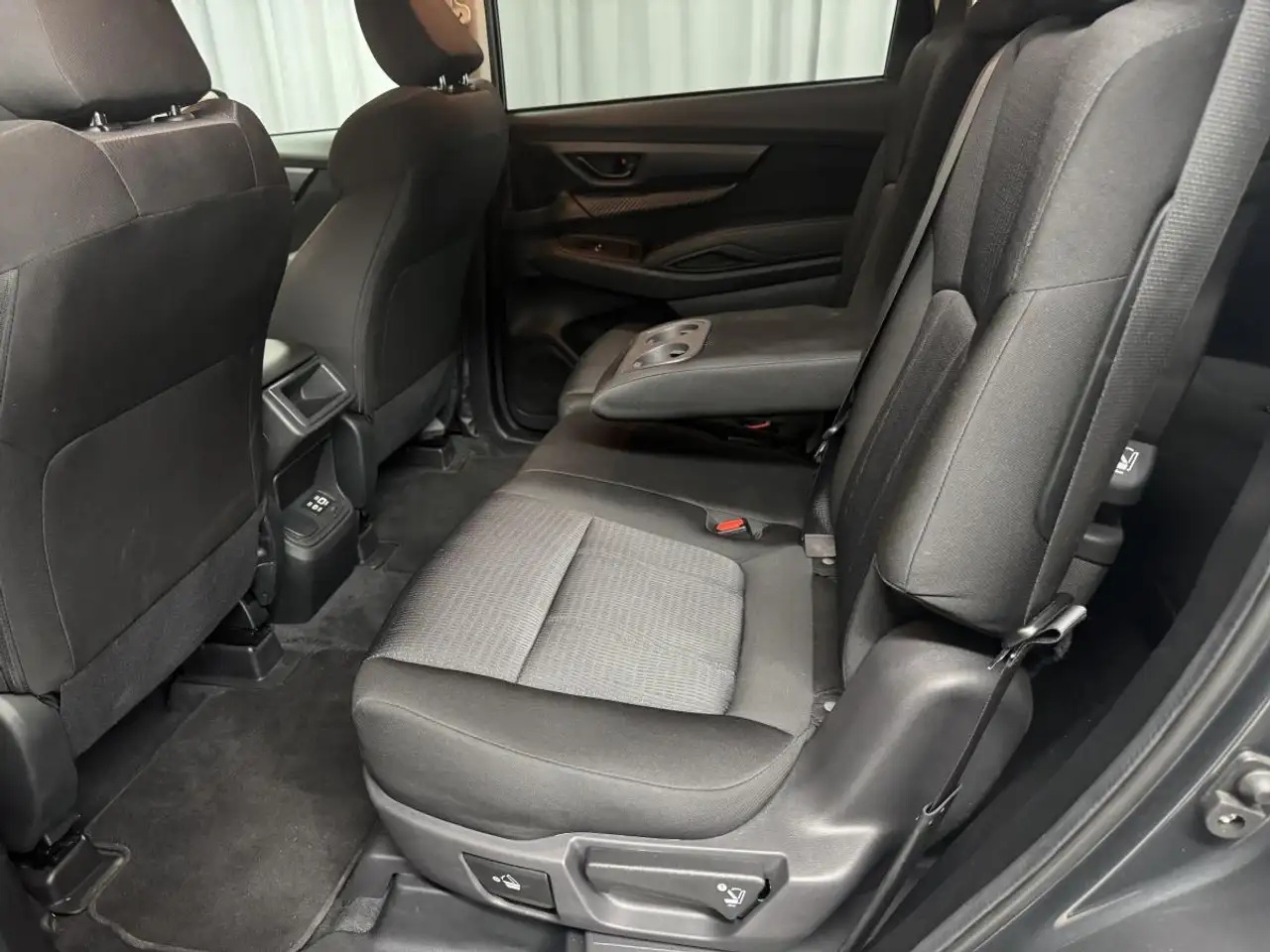 Subaru Ascent снимка Subaru Ascent