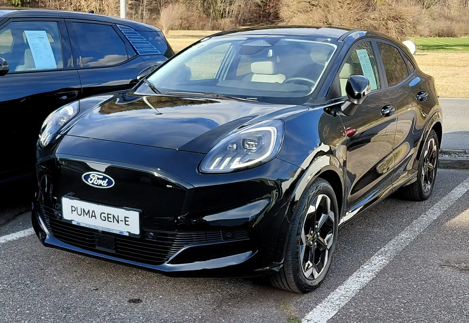 Ford Puma Gen-E Puma E-Gen 43kWh Premium Schwarz - 1