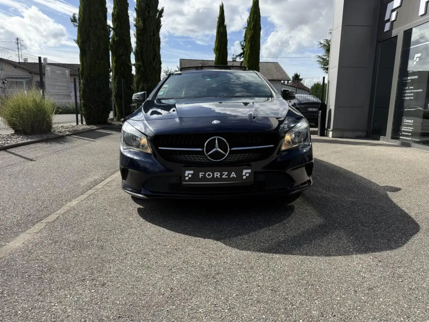 Mercedes-Benz CLA 200 200 d SHOOTING BRAKE - BM 117 Sensation Bleu - 2