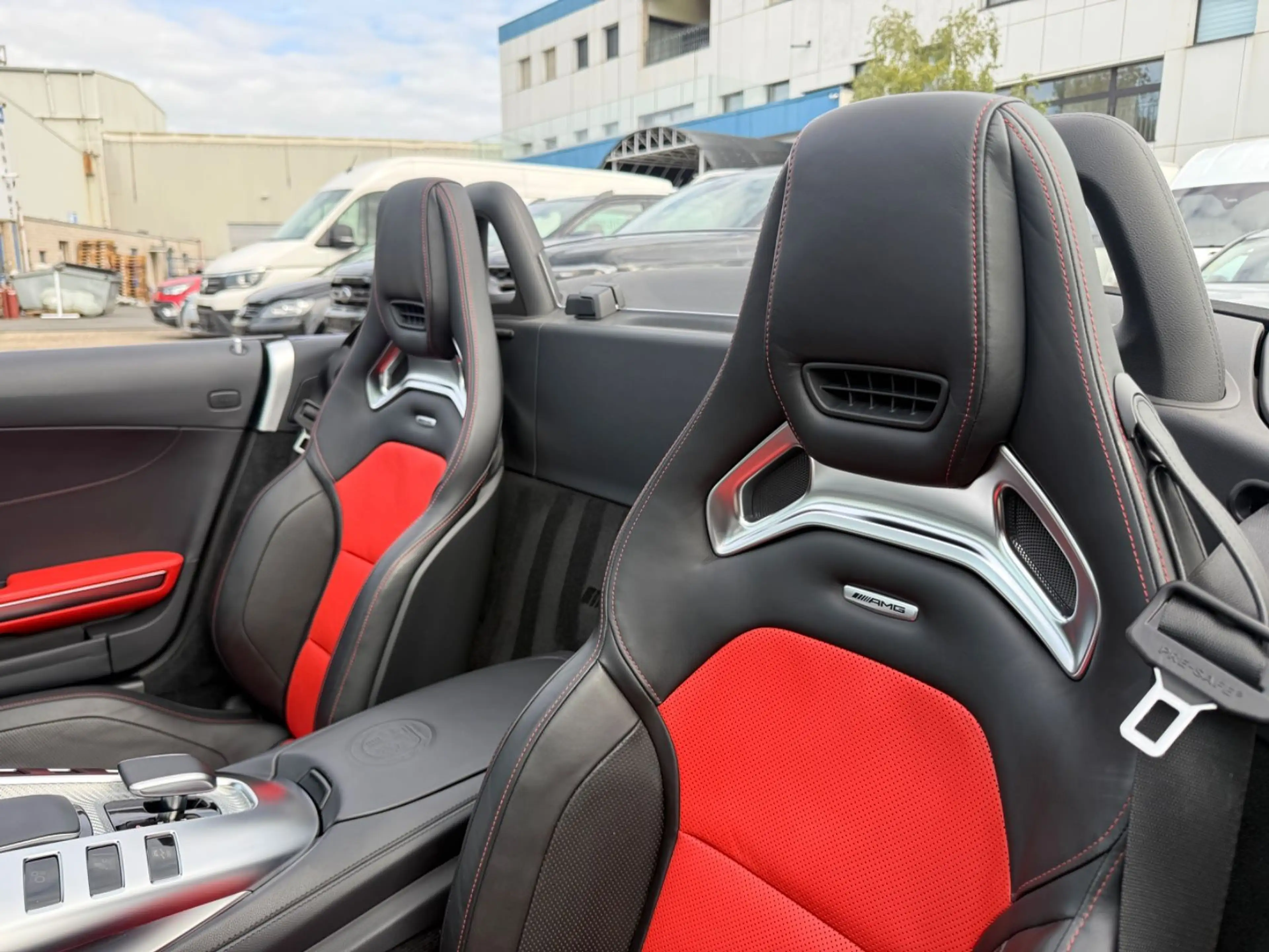 Mercedes-Benz AMG GT C Roadster/ACC/Memory/Burmester/Leder — photo 18