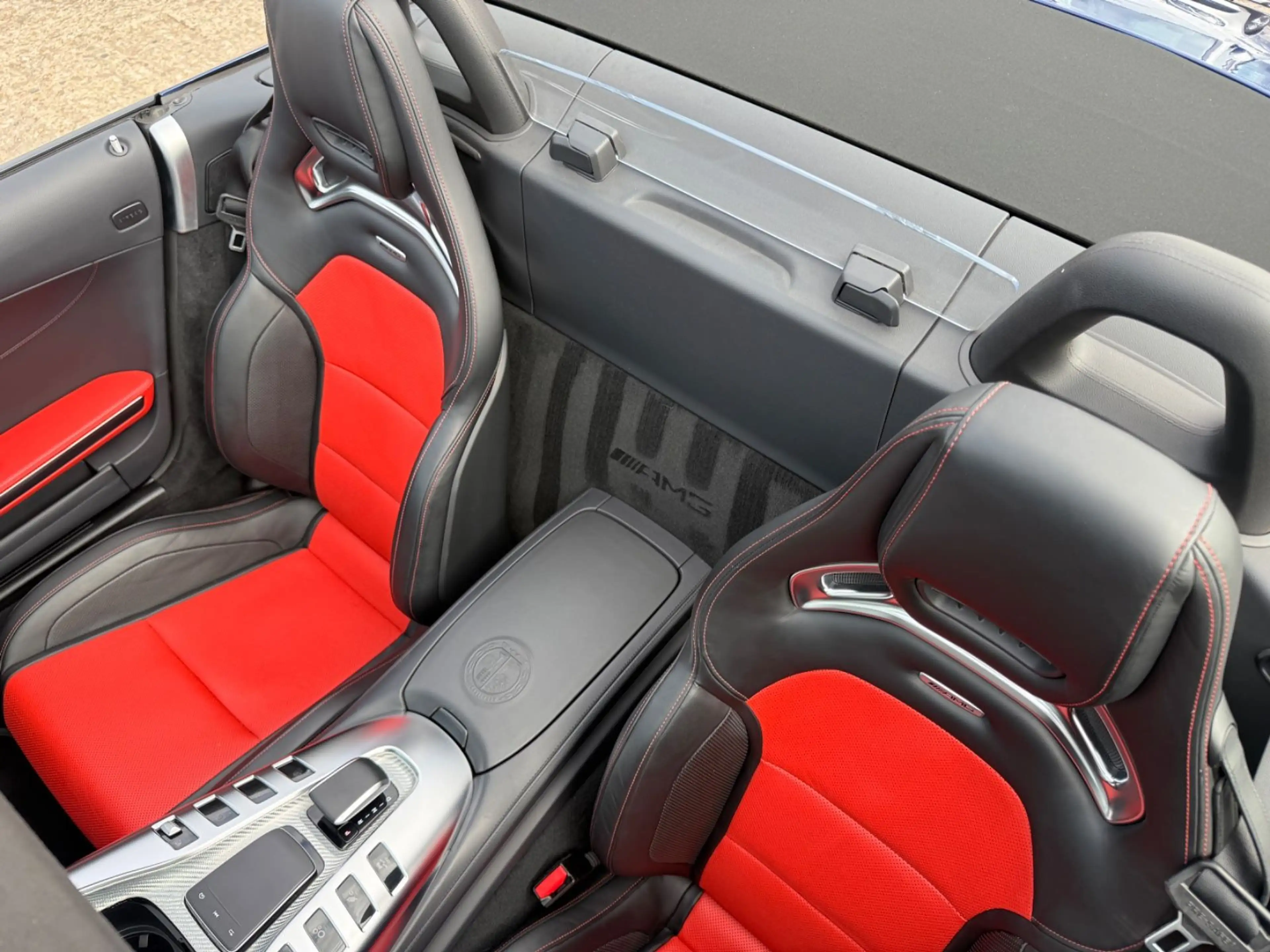 Mercedes-Benz AMG GT C Roadster/ACC/Memory/Burmester/Leder — photo 19