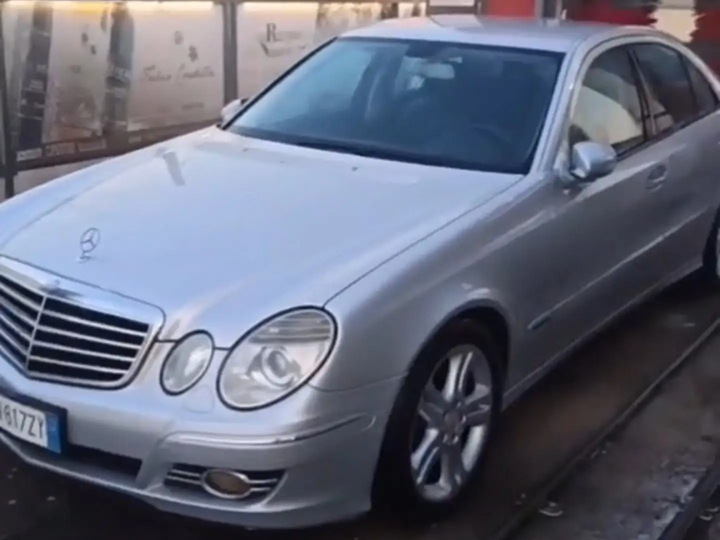 Mercedes-Benz 220 Serie e evo Srebrny - 1