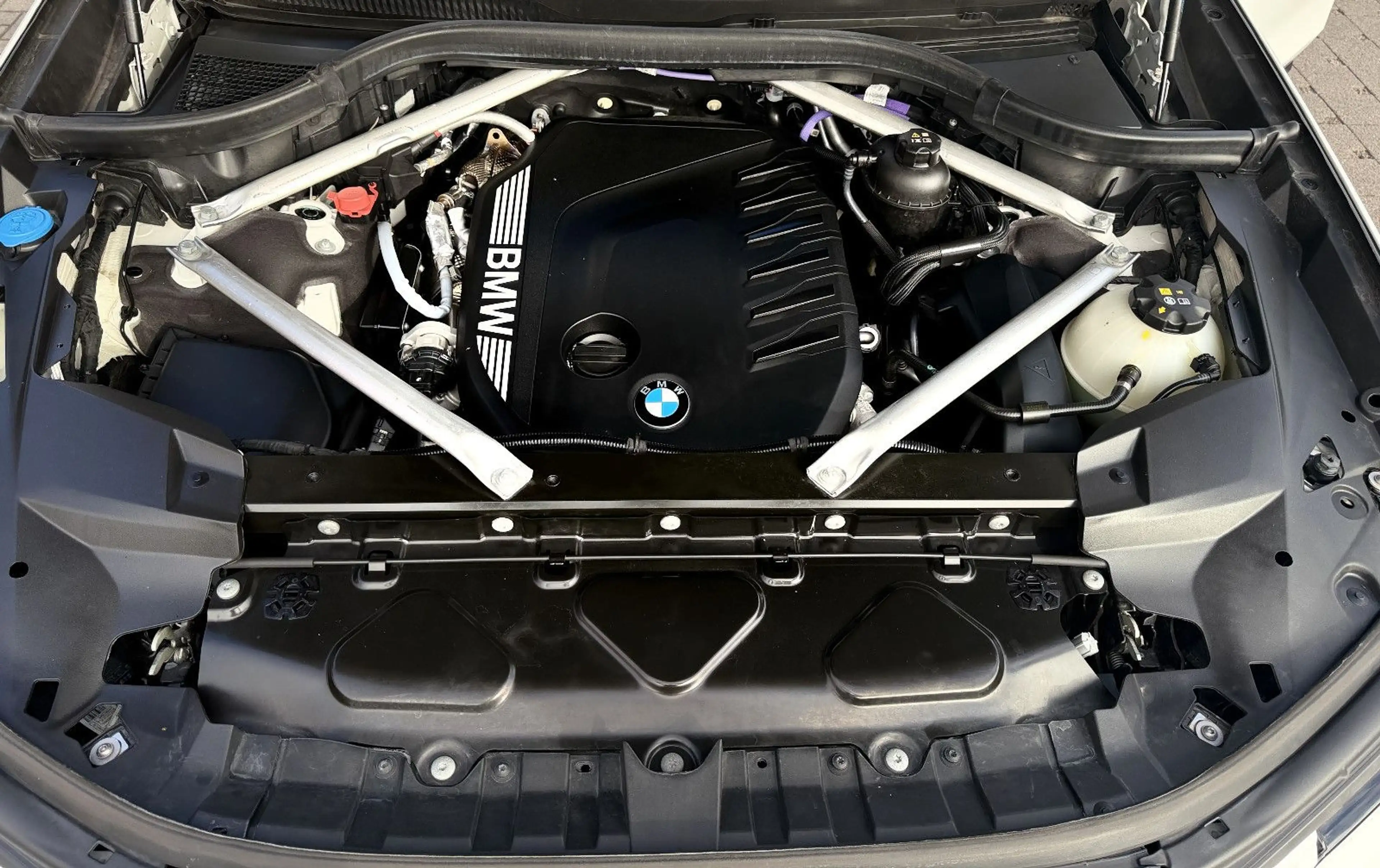 BMW X7 *40d*M-SPORT*ACC*ICON*HUD*LEDER*LED*ASSIST*22" — photo 7