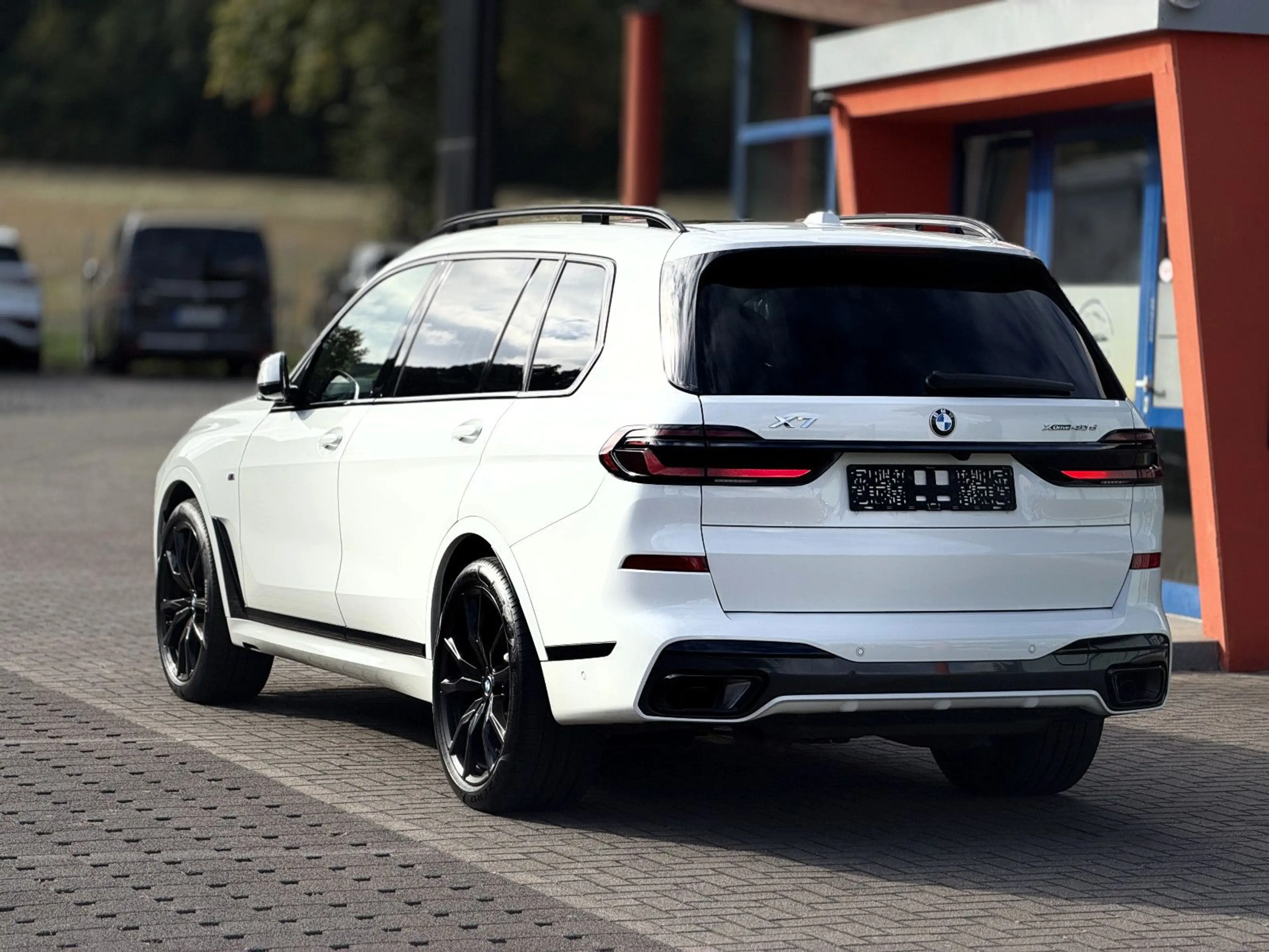 BMW X7 *40d*M-SPORT*ACC*ICON*HUD*LEDER*LED*ASSIST*22" — photo 8