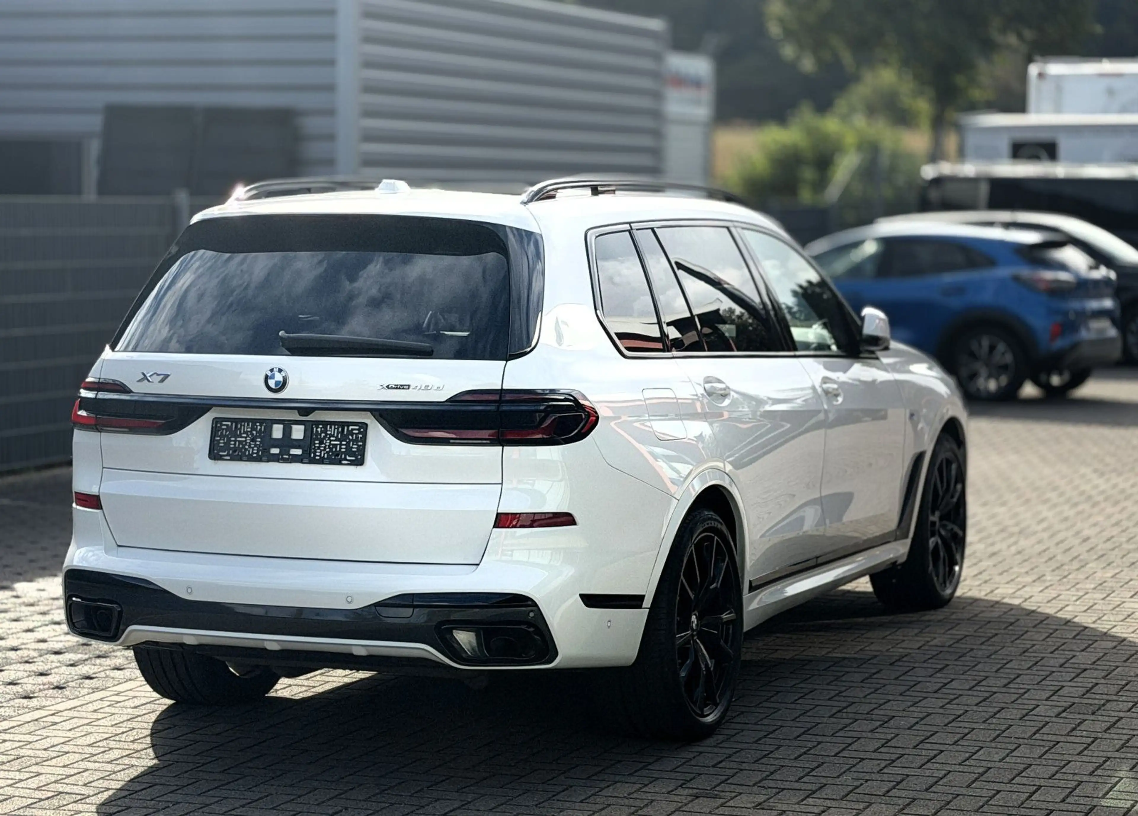 BMW X7 *40d*M-SPORT*ACC*ICON*HUD*LEDER*LED*ASSIST*22" — photo 10
