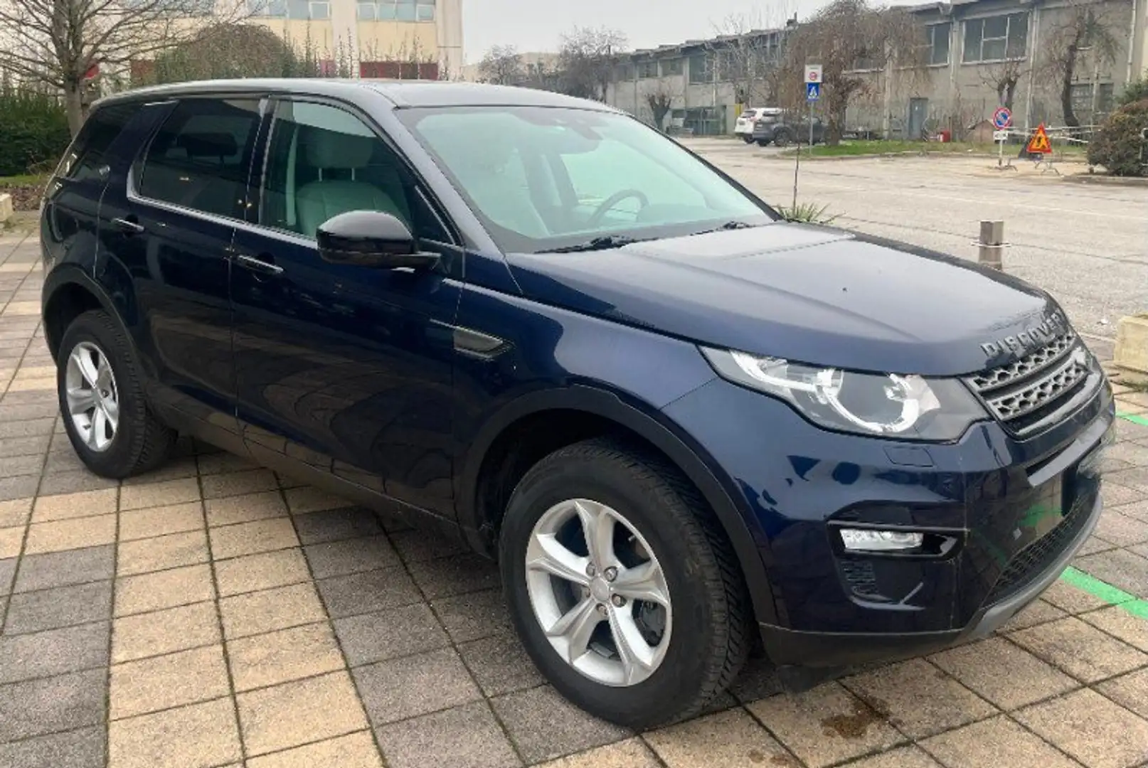 Land Rover Discovery Sport Discovery Sport 2.0 TD4 150 CV SE Blu/Azzurro - 2