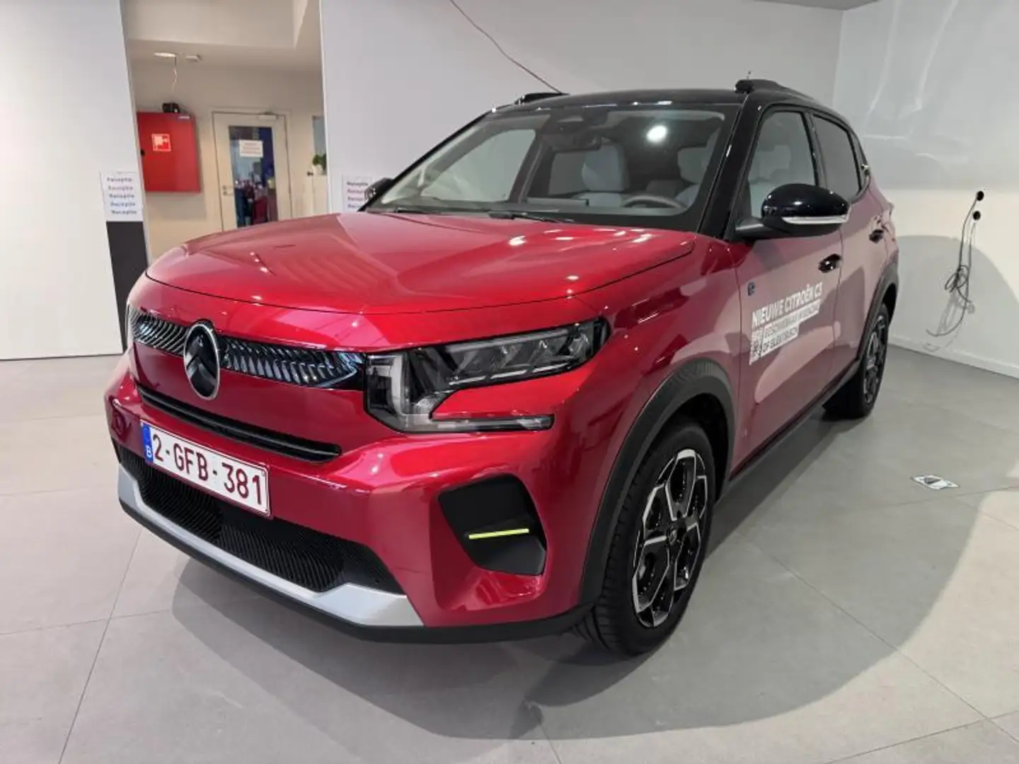 Citroen C3 New ë-C3 320 MAX  83 kW Rood - 1