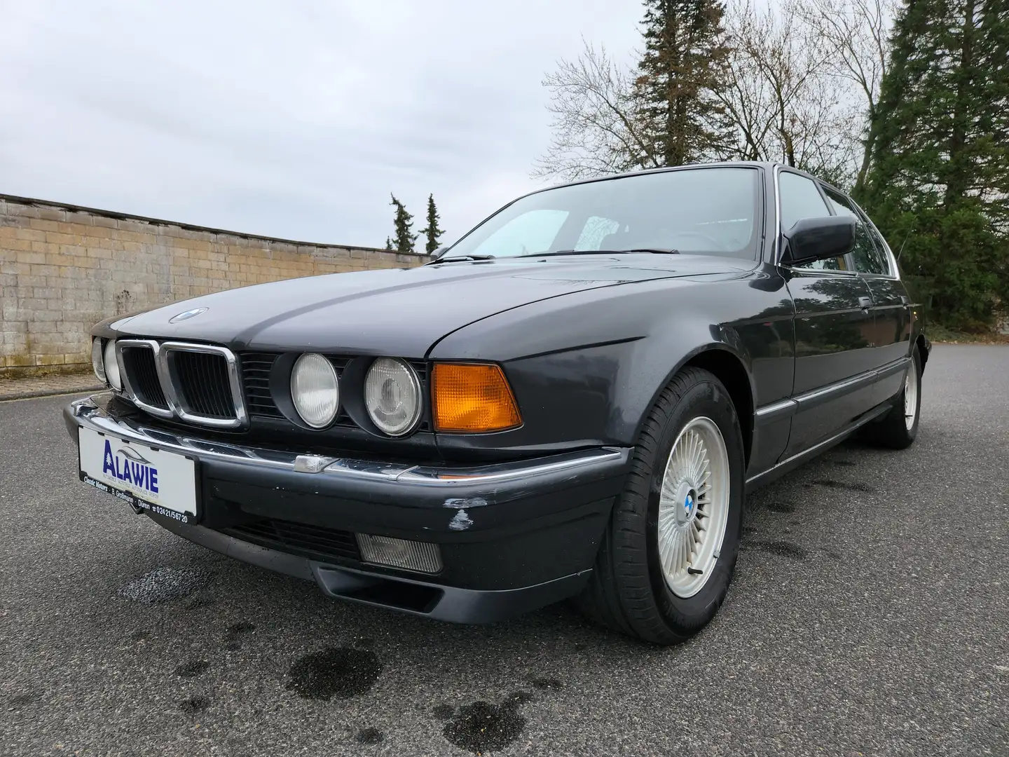 BMW 750 750i V12 E32 Automatik*ESSD*Oldtimer *HU 02/25 Noir - 1