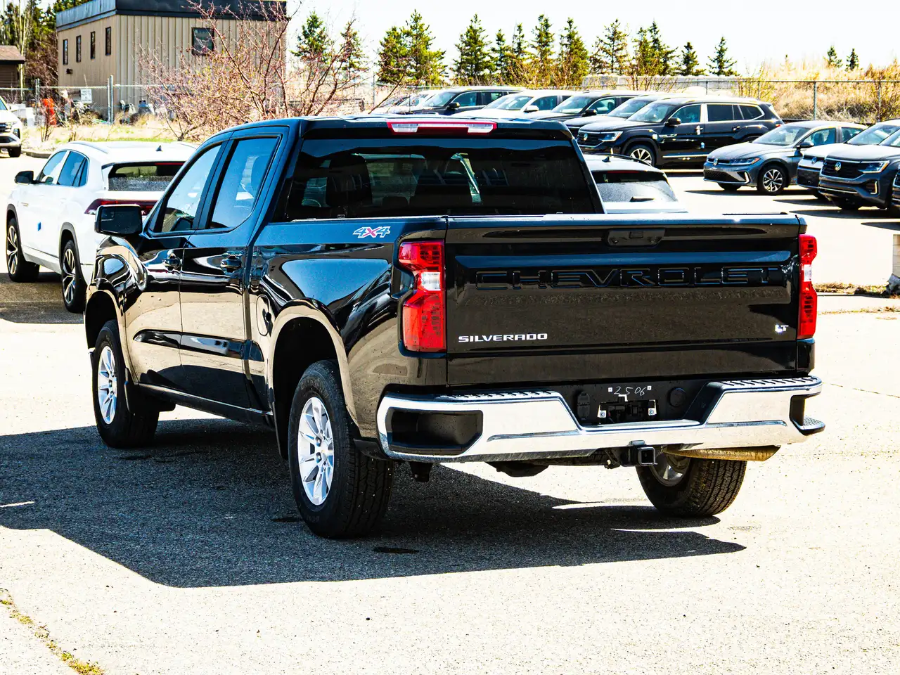 Chevrolet Silverado 1500 снимка Chevrolet Silverado 1500