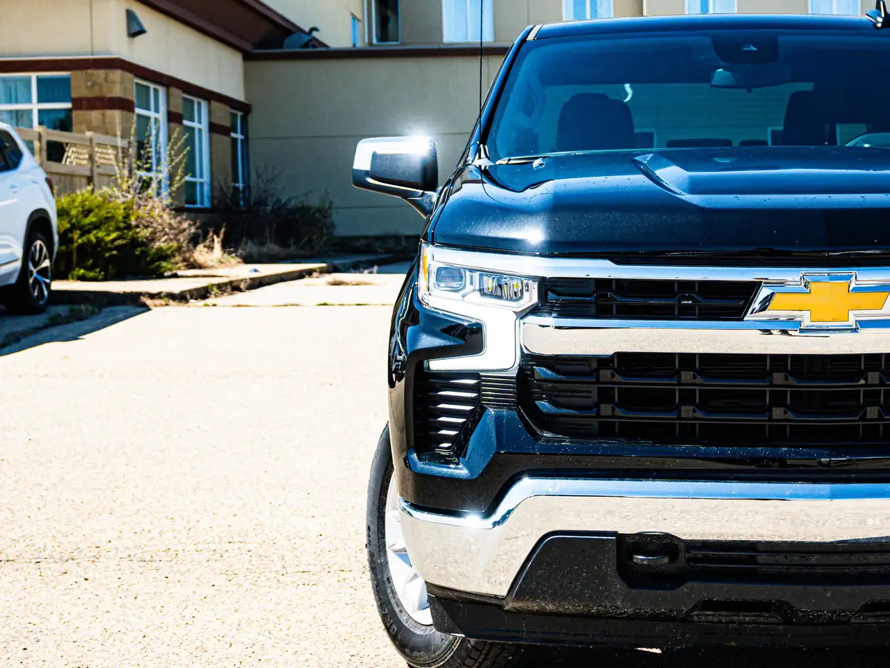Chevrolet Silverado 1500 снимка Chevrolet Silverado 1500