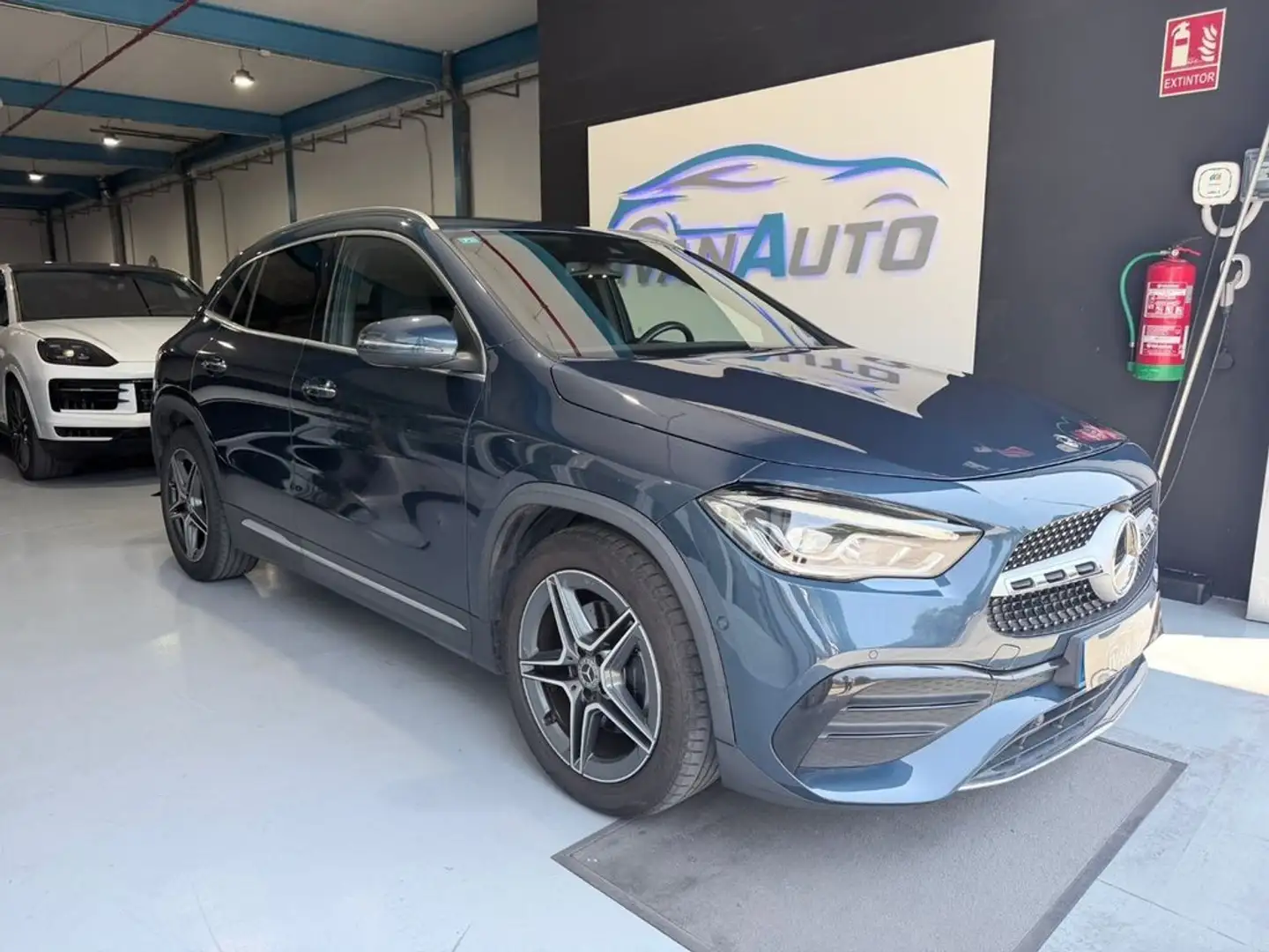 Mercedes-Benz 200 GLA GLA  D Azul - 1