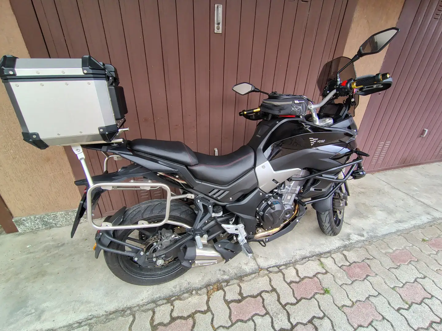 Voge 500DS Valico Nero - 1