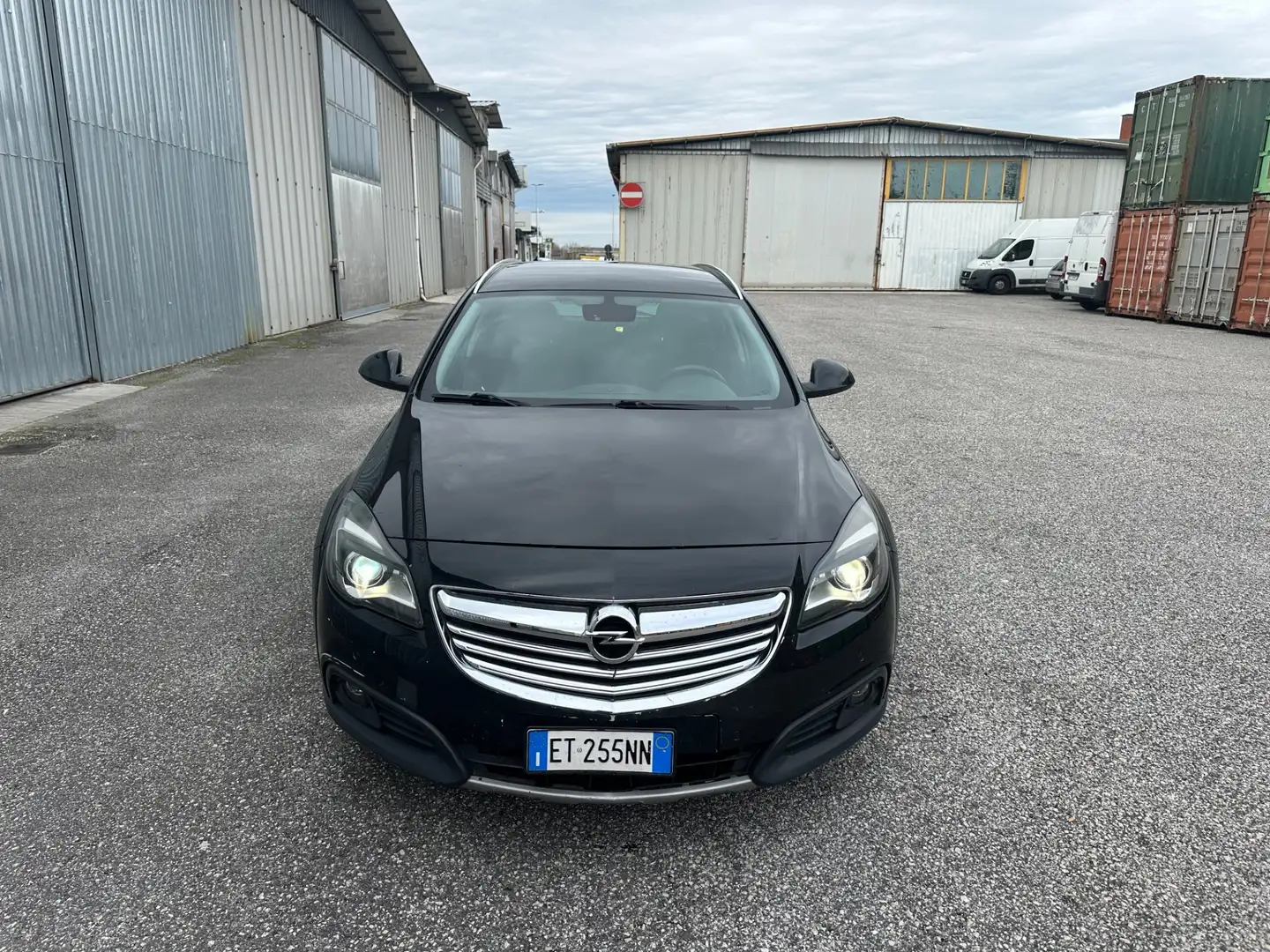 Opel Insignia 2.0 CDTI 4x4 163CV aut. Country Tourer Nero - 2