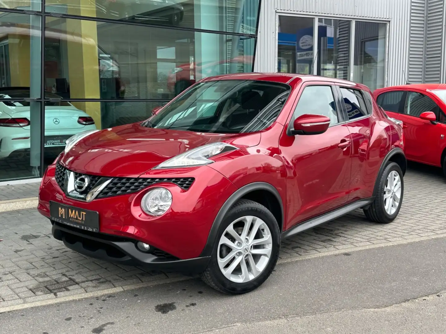 Nissan Juke 1.2 N-Way Klima Navi MFL SHZ Kamera Isofix Rot - 1