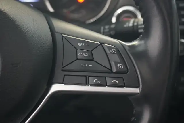 Nissan X-Trail view 14