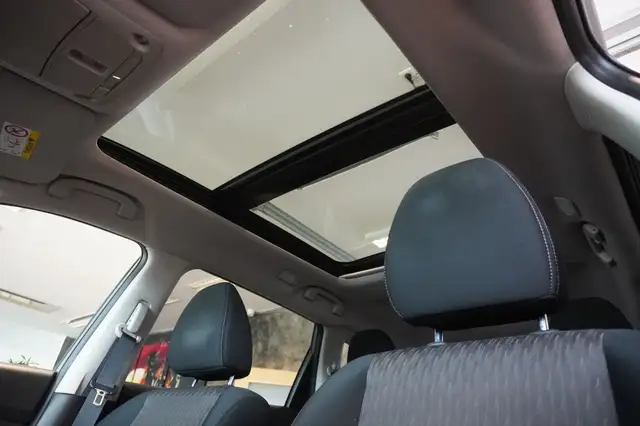 Nissan X-Trail view 9