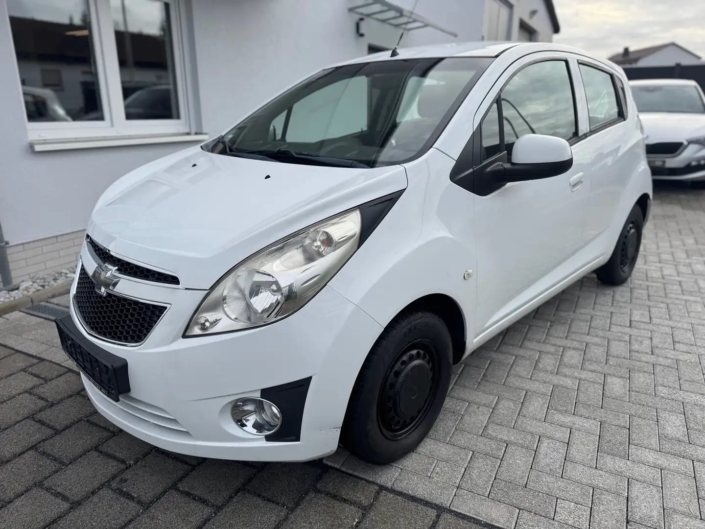 Chevrolet Spark LS Klima 1,0 50kW 91Tkm Weiß - 1