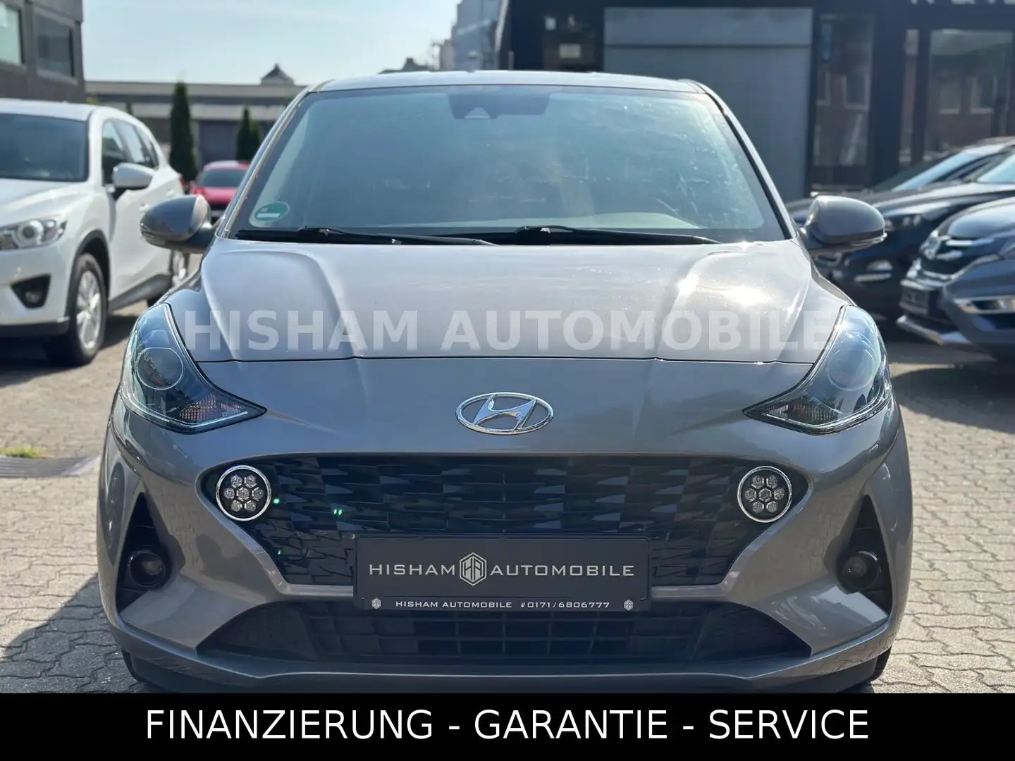 Hyundai i10 STYLE 1,2 AUTOMATIK/NAVI/KAMERA/SHZ/ALU/MFL Grau - 2