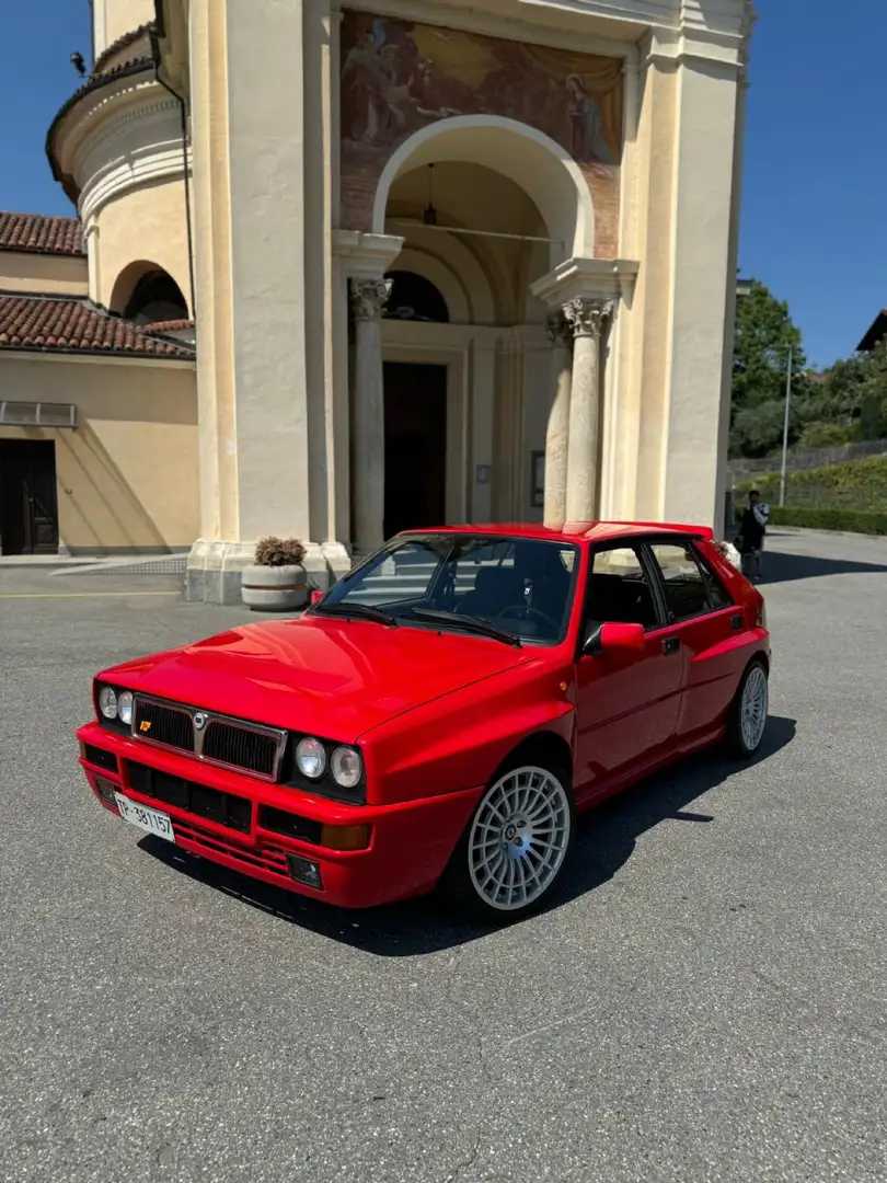 Lancia Delta 2.0 16v HF Integrale Evoluzione - 1