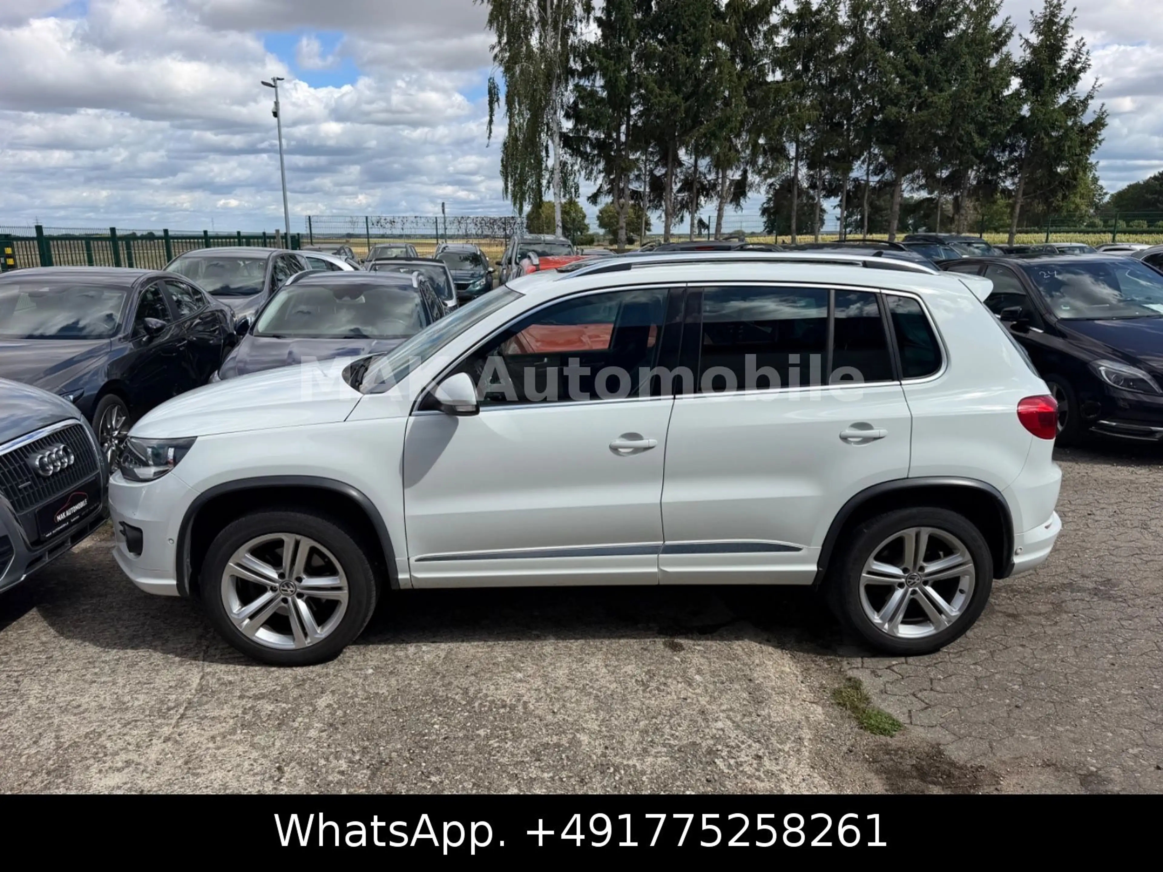 Volkswagen Tiguan 2.0 TDI R-Line DSG 4x4 Pano — photo 8