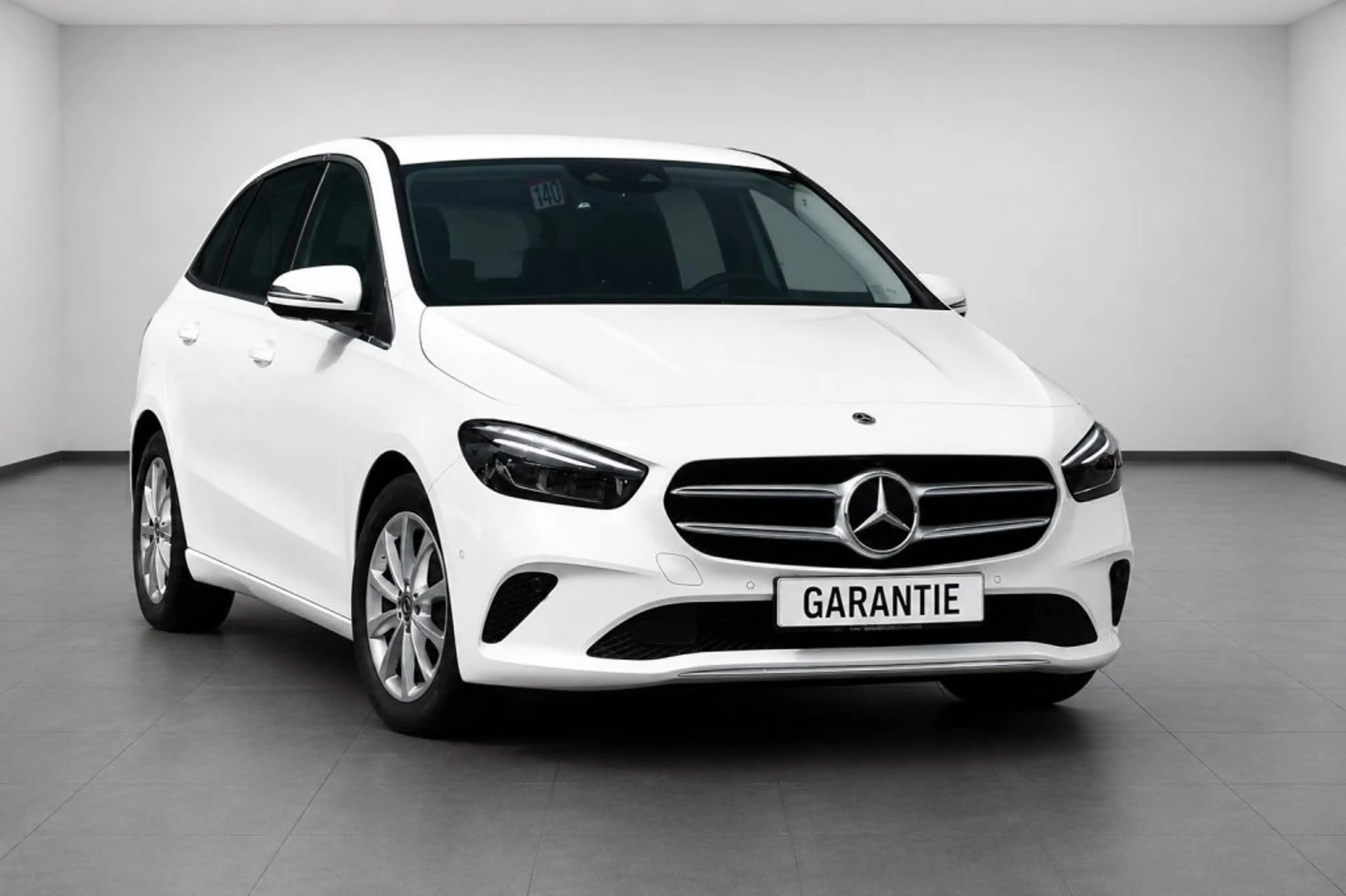 Mercedes-Benz B 200 d 8G-DCT Progressive — photo 2