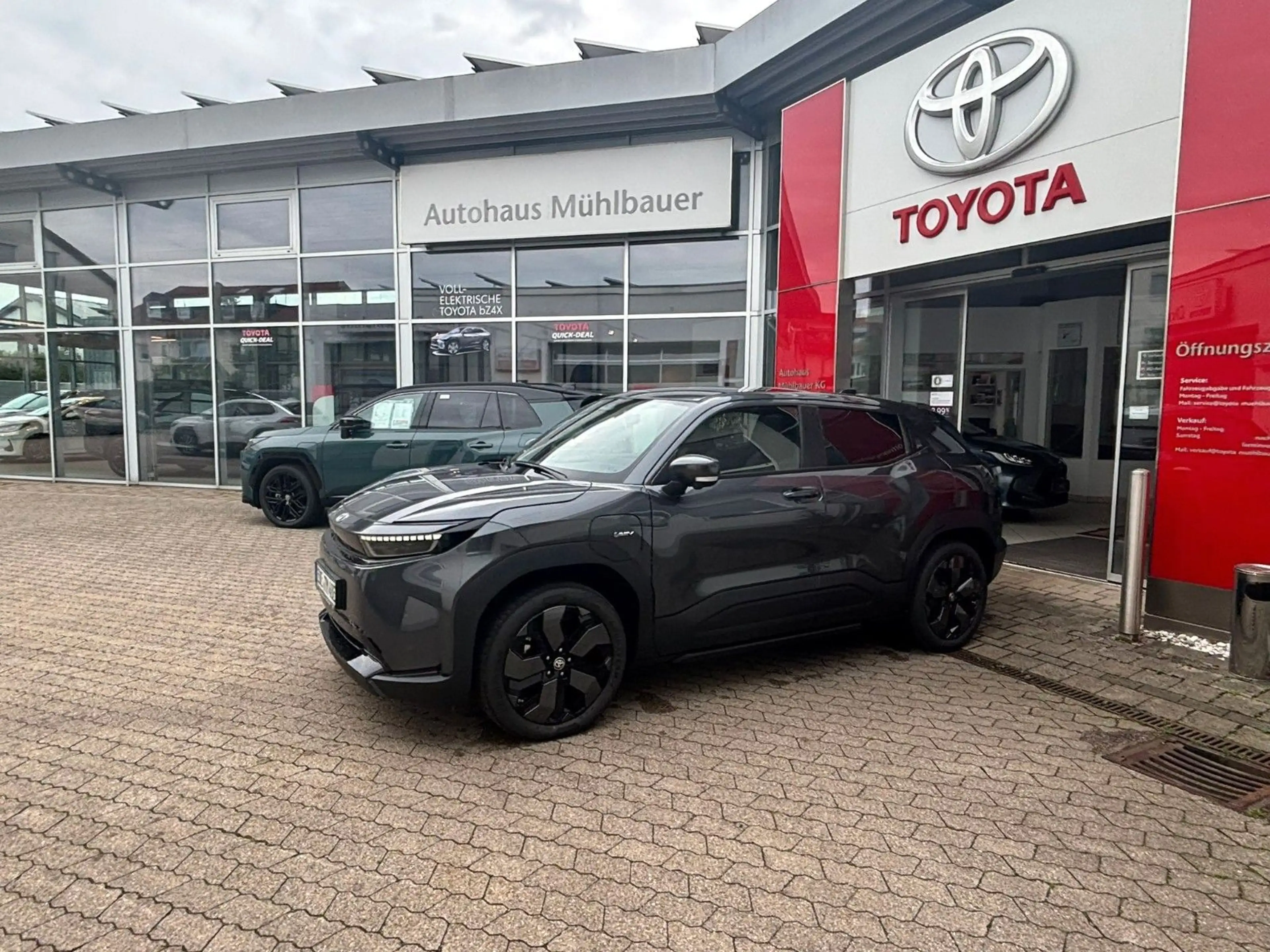 Toyota Urban Cruiser 61 kWh Lounge — photo 10